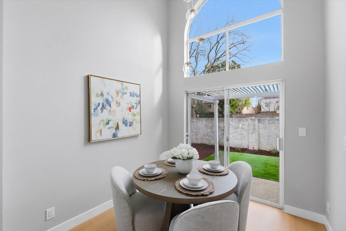 Detail Gallery Image 9 of 60 For 1274 Elkwood Dr, Milpitas,  CA 95035 - 3 Beds | 2/1 Baths