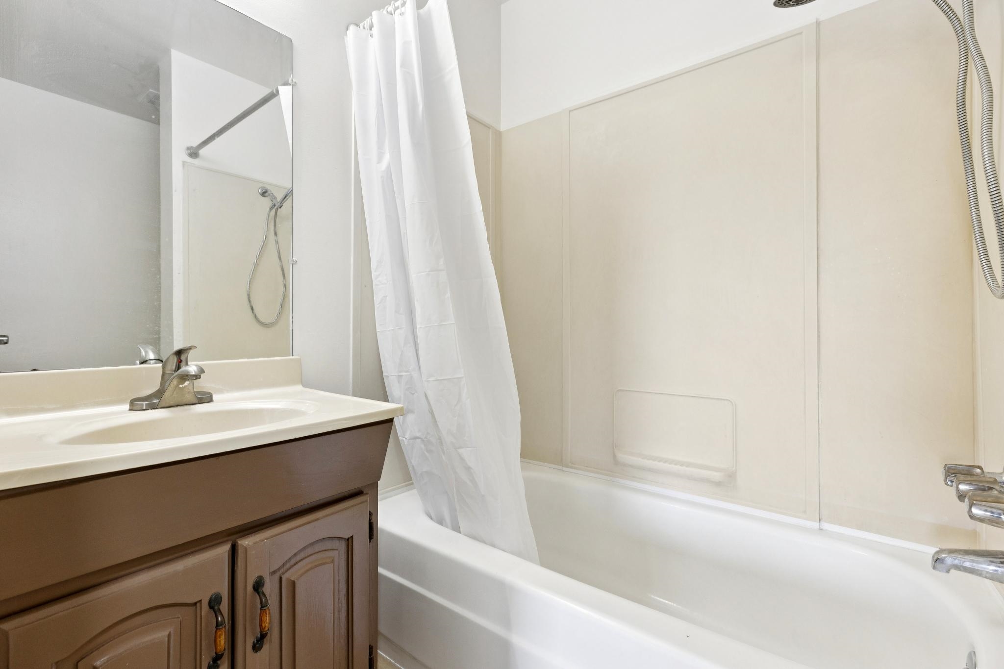 Photo #24: 41123556 Listing: Photo #24