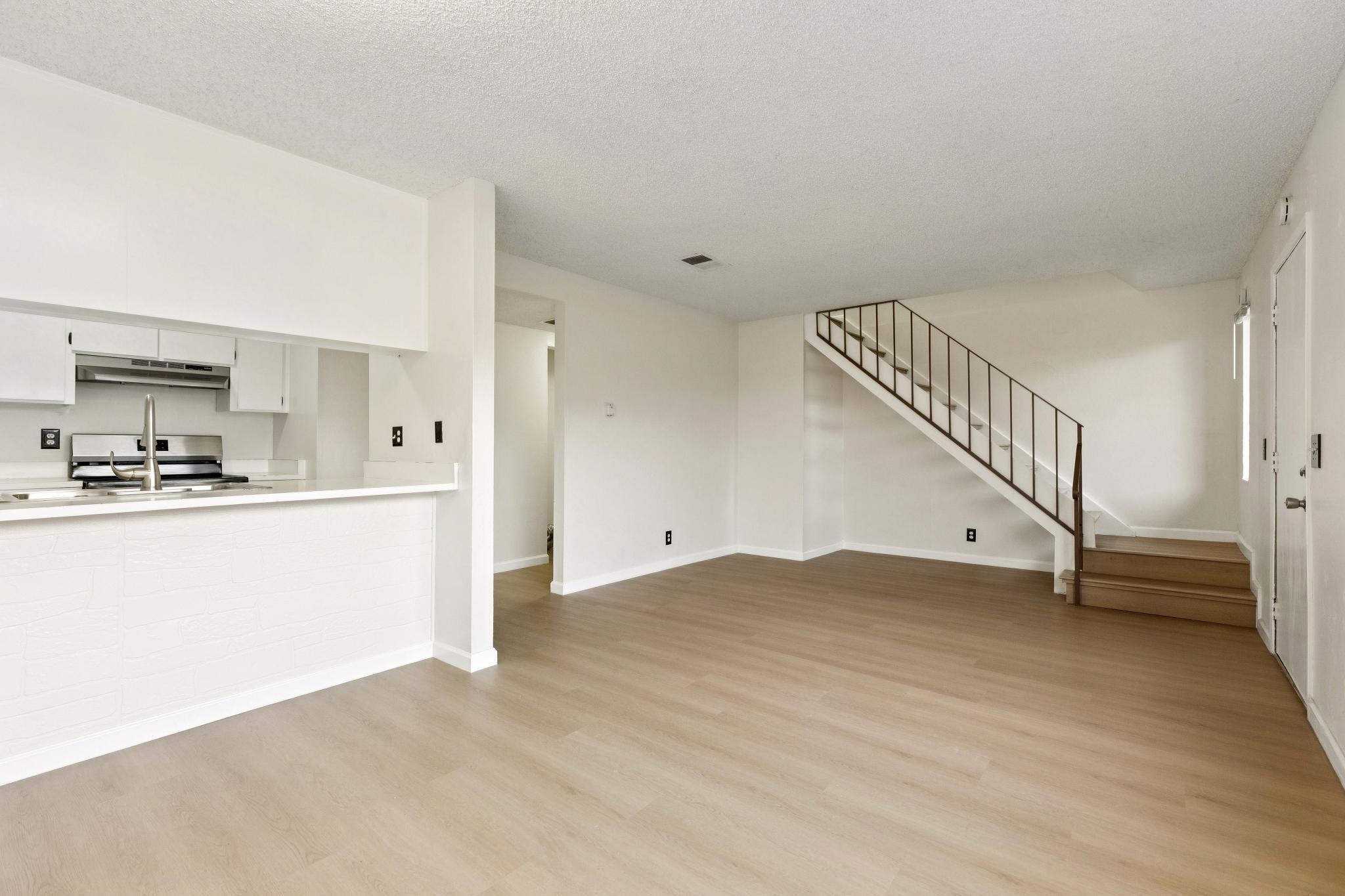 Photo #7: 41123556 Listing: Photo #7