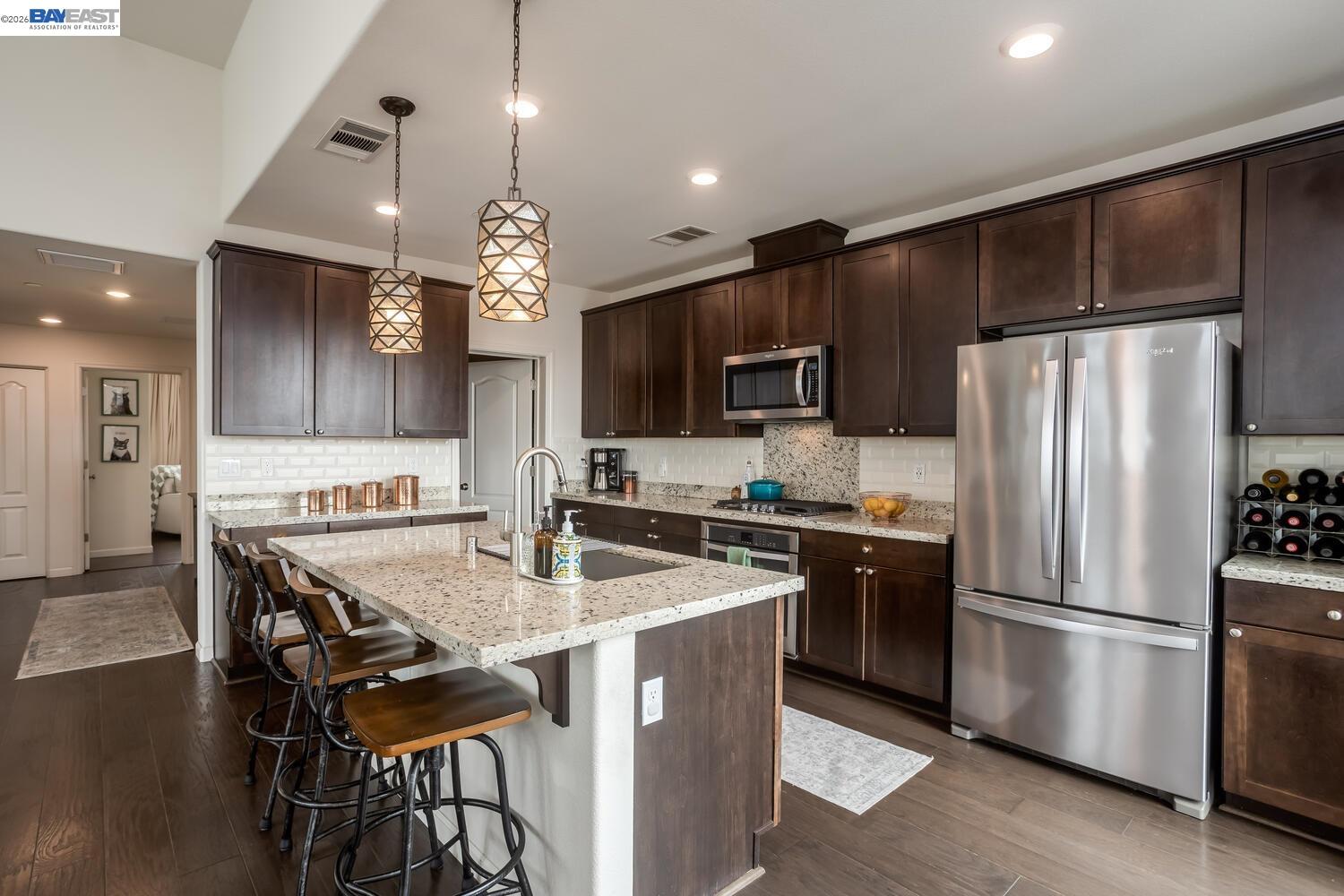 Detail Gallery Image 12 of 33 For 3077 Valley of Hearts Del Pl #6,  San Jose,  CA 95136-4977 - 2 Beds | 2 Baths