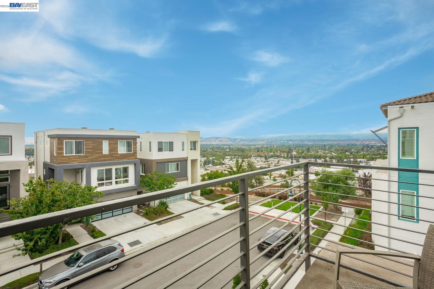 Detail Gallery Image 9 of 33 For 3077 Valley of Hearts Del Pl #6,  San Jose,  CA 95136-4977 - 2 Beds | 2 Baths