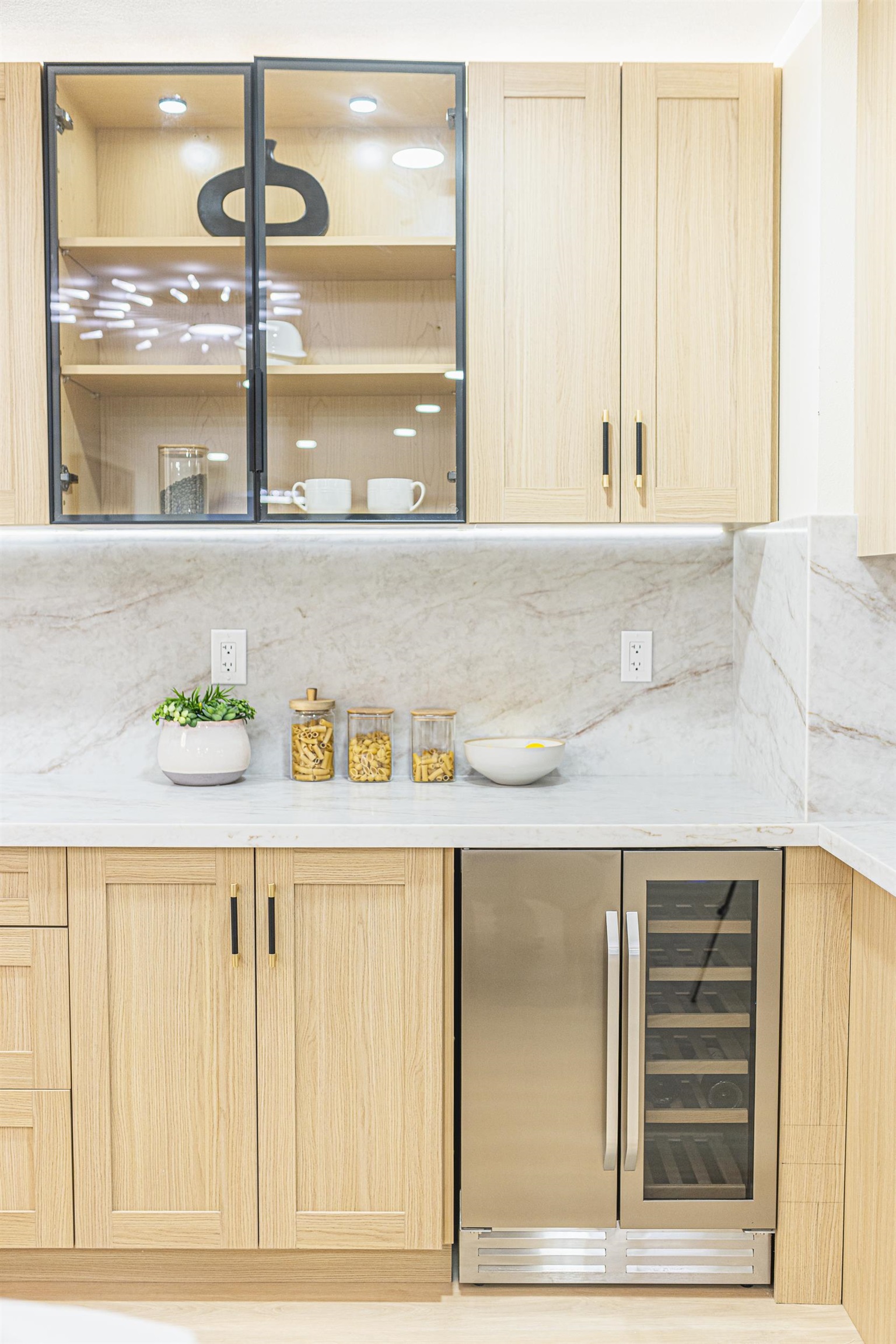 Detail Gallery Image 11 of 48 For 3474 Walton Way, San Jose,  CA 95117 - 3 Beds | 2/1 Baths