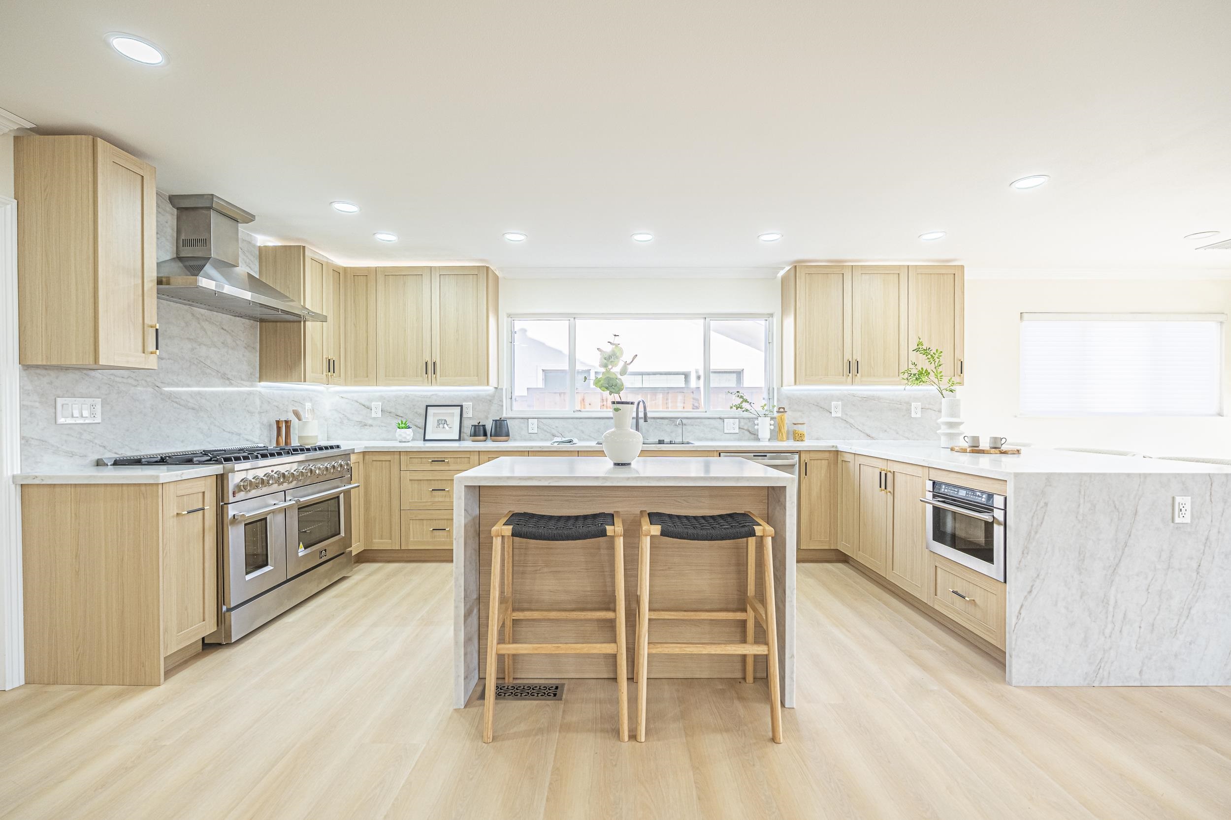 Detail Gallery Image 12 of 48 For 3474 Walton Way, San Jose,  CA 95117 - 3 Beds | 2/1 Baths