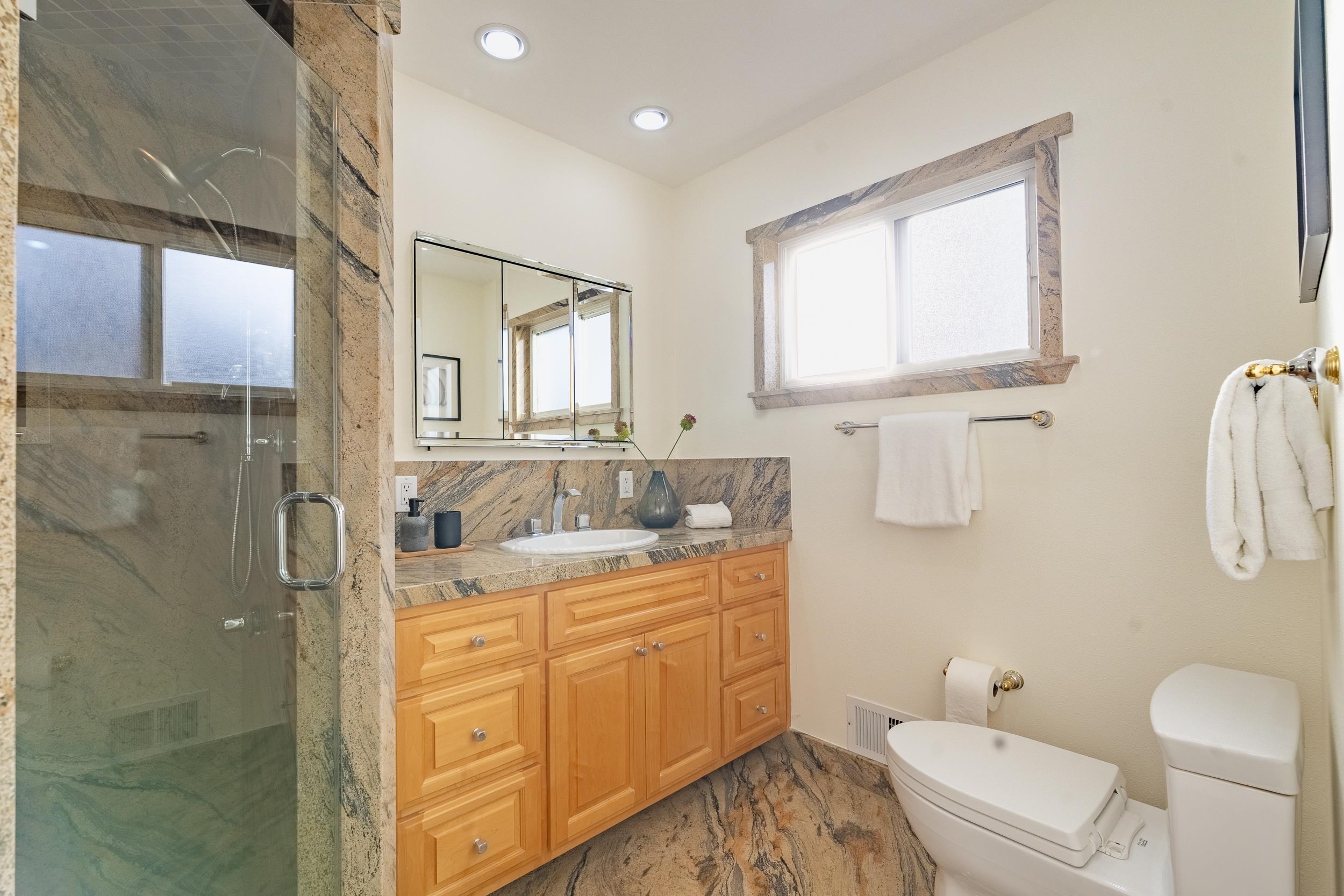 Detail Gallery Image 27 of 48 For 3474 Walton Way, San Jose,  CA 95117 - 3 Beds | 2/1 Baths