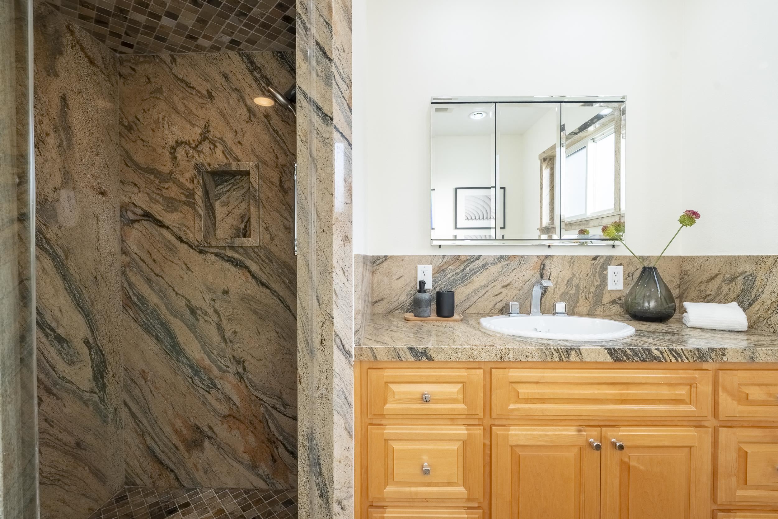 Detail Gallery Image 28 of 48 For 3474 Walton Way, San Jose,  CA 95117 - 3 Beds | 2/1 Baths