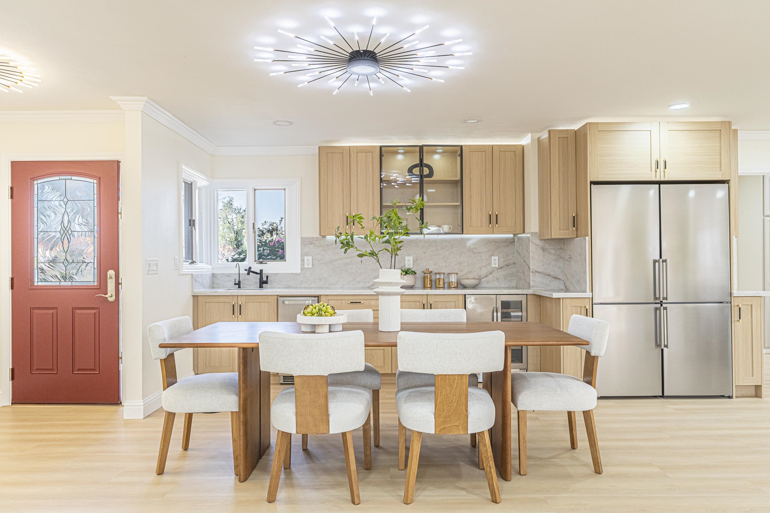 Detail Gallery Image 4 of 48 For 3474 Walton Way, San Jose,  CA 95117 - 3 Beds | 2/1 Baths