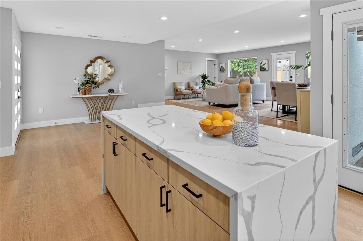 Detail Gallery Image 12 of 42 For 4637 Stratford Ave, Fremont,  CA 94538 - 3 Beds | 2 Baths