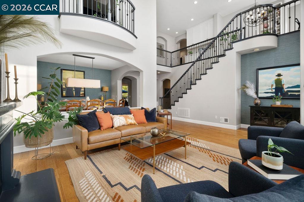 Detail Gallery Image 8 of 59 For 27 Campbell Place, Danville,  CA 94526 - 5 Beds | 4 Baths