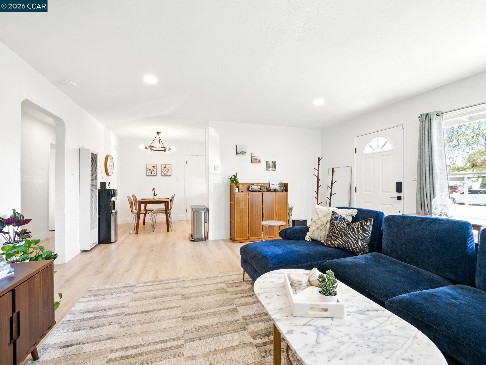 Detail Gallery Image 7 of 32 For 20 Chesley Ct, Vallejo,  CA 94591 - 3 Beds | 1 Baths