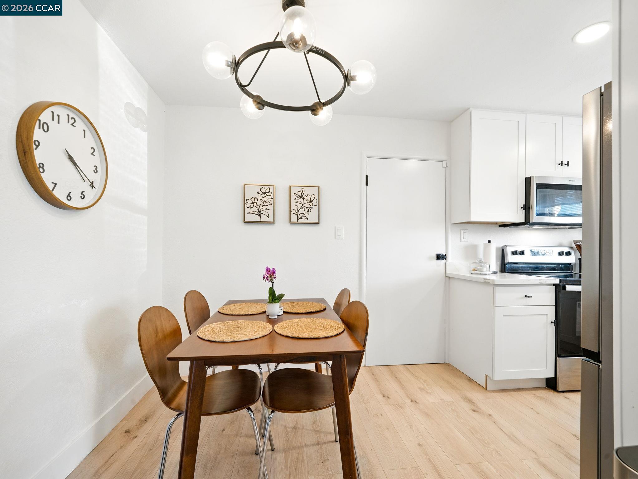 Detail Gallery Image 8 of 32 For 20 Chesley Ct, Vallejo,  CA 94591 - 3 Beds | 1 Baths