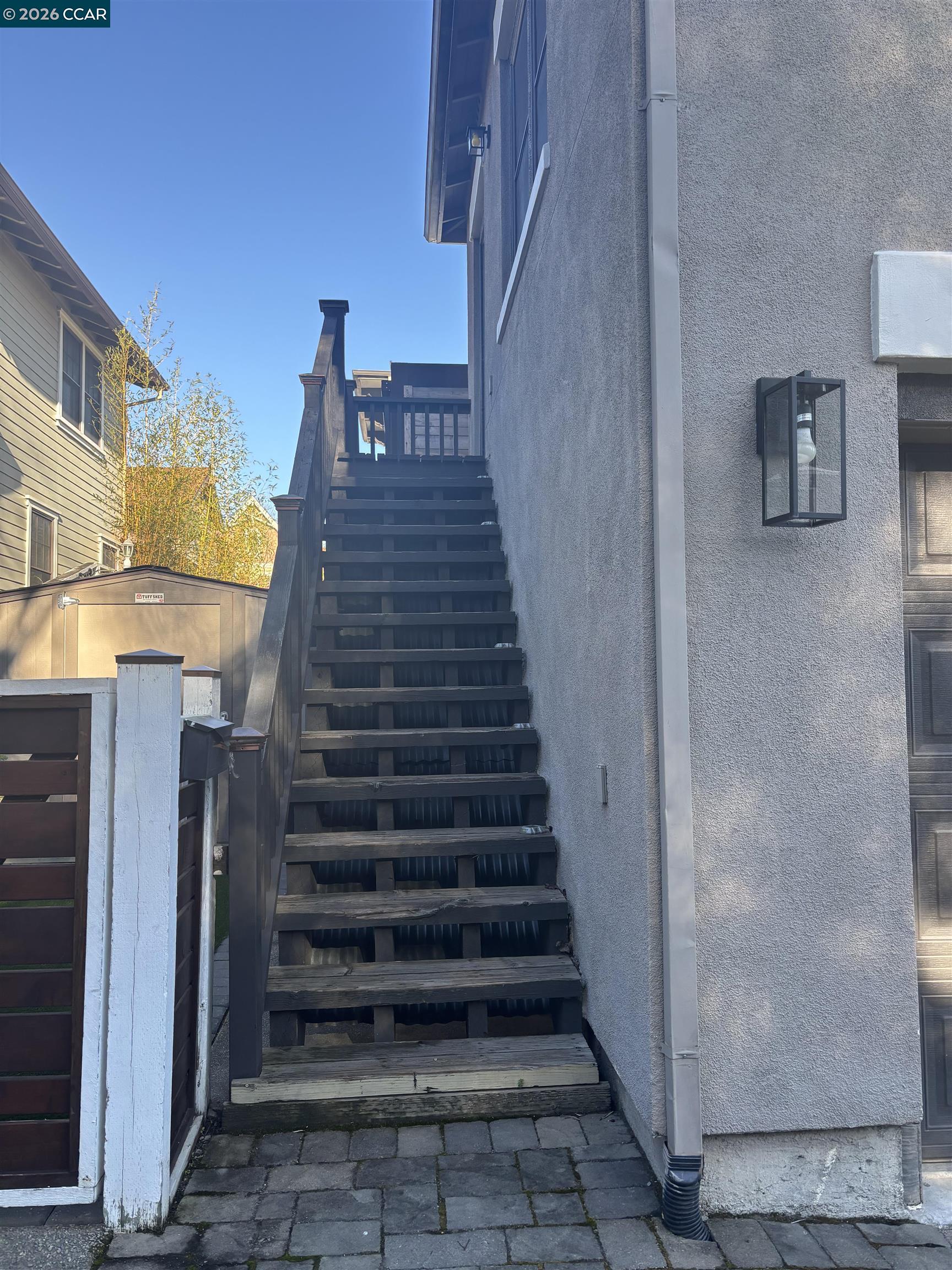 Detail Gallery Image 4 of 11 For 1129 Promenade St a,  Hercules,  CA 94547 - 1 Beds | 1 Baths