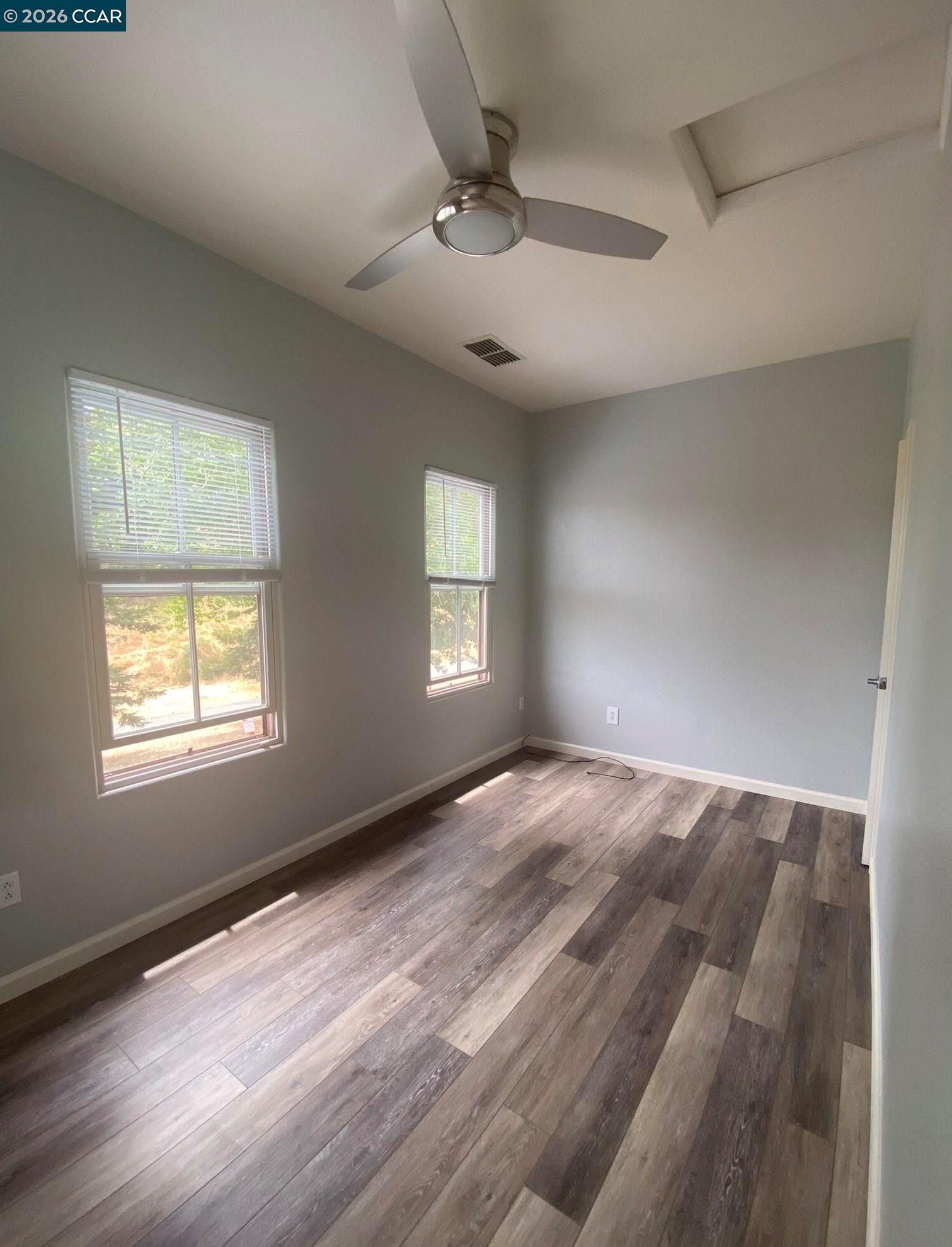 Detail Gallery Image 10 of 11 For 1129 Promenade St a,  Hercules,  CA 94547 - 1 Beds | 1 Baths