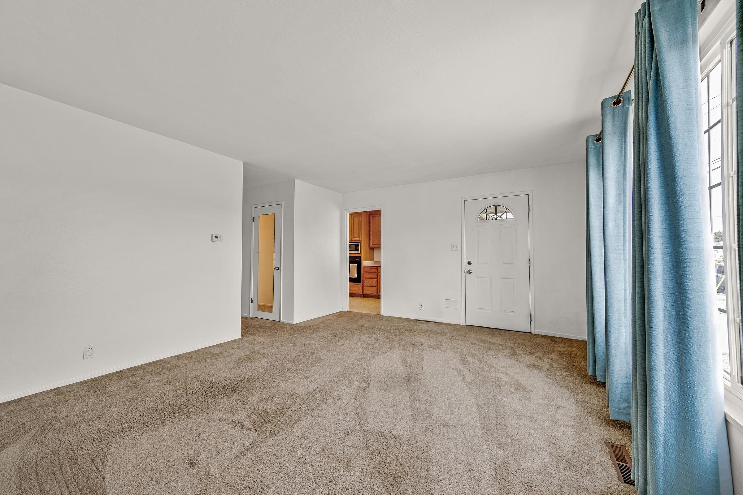 Detail Gallery Image 14 of 54 For 24825 Santa Clara St, Hayward,  CA 94544 - 3 Beds | 2 Baths