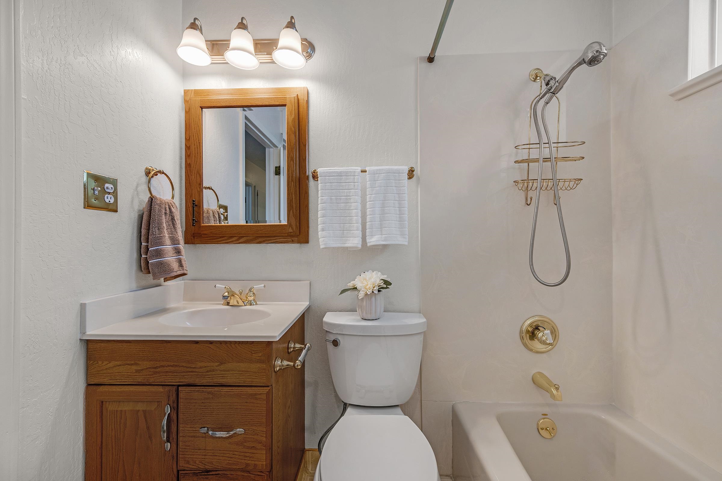 Detail Gallery Image 28 of 54 For 24825 Santa Clara St, Hayward,  CA 94544 - 3 Beds | 2 Baths