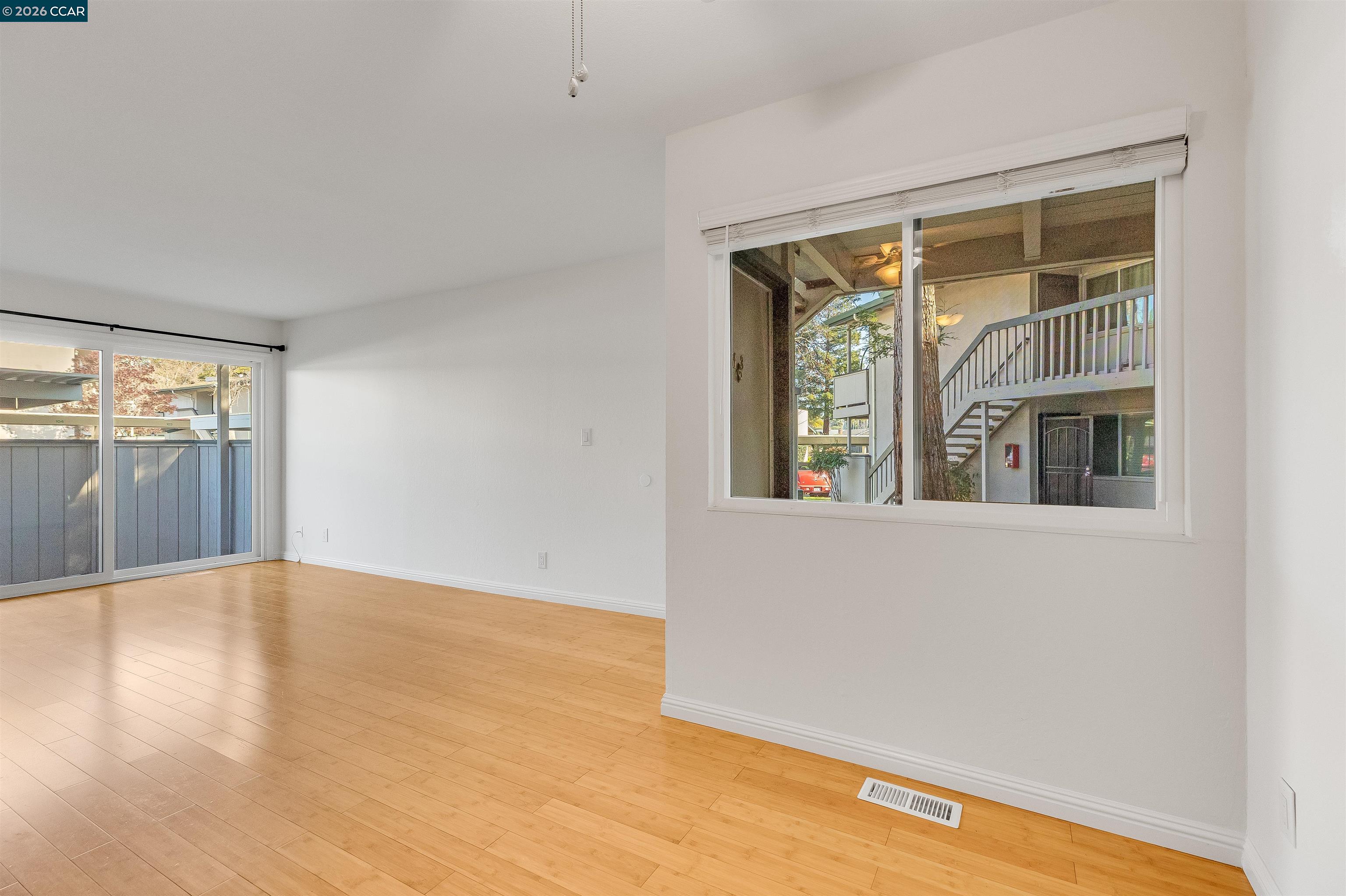 Photo #11: 41123571 Listing: Photo #11