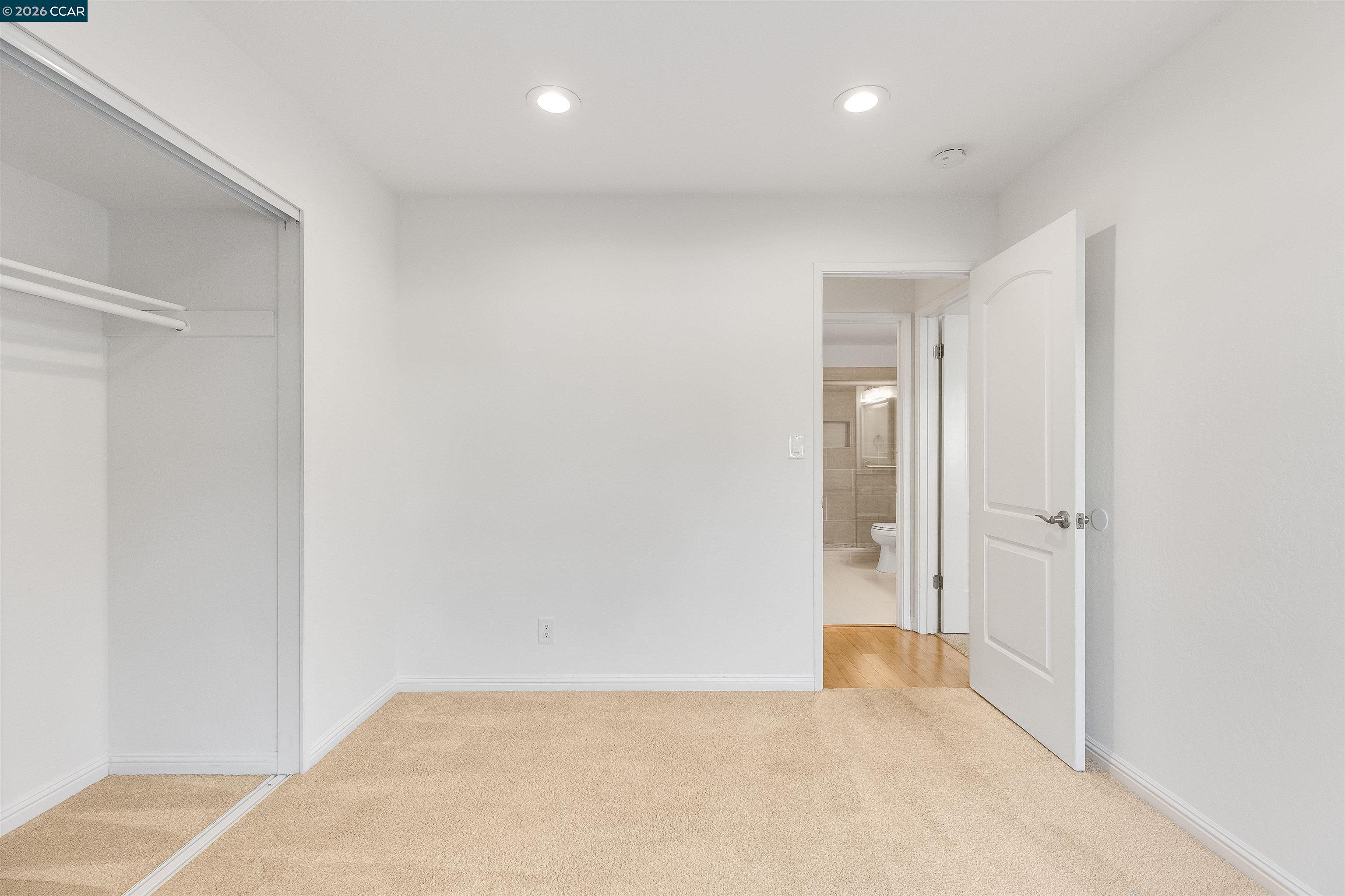 Photo #21: 41123571 Listing: Photo #21