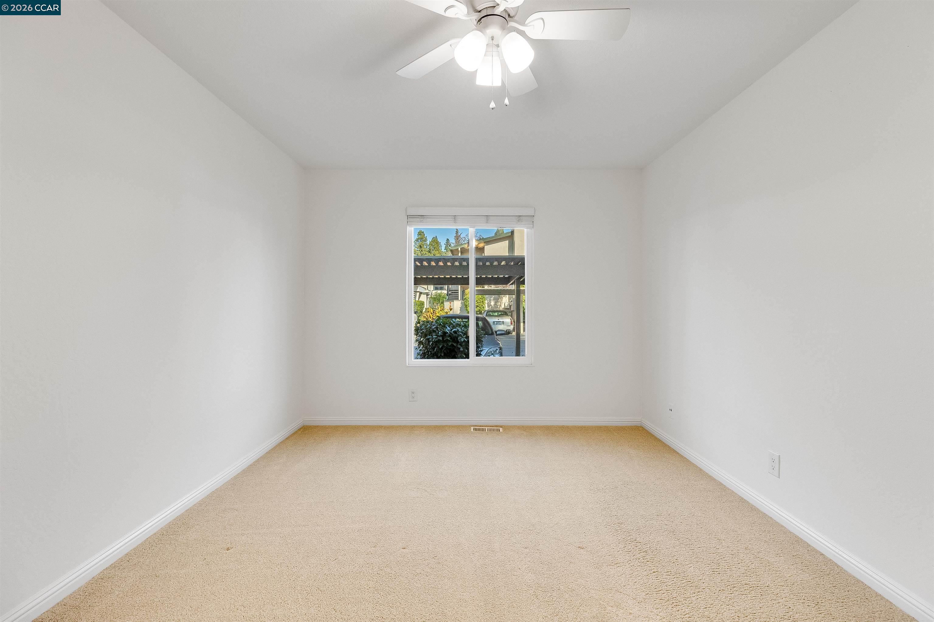 Photo #27: 41123571 Listing: Photo #27