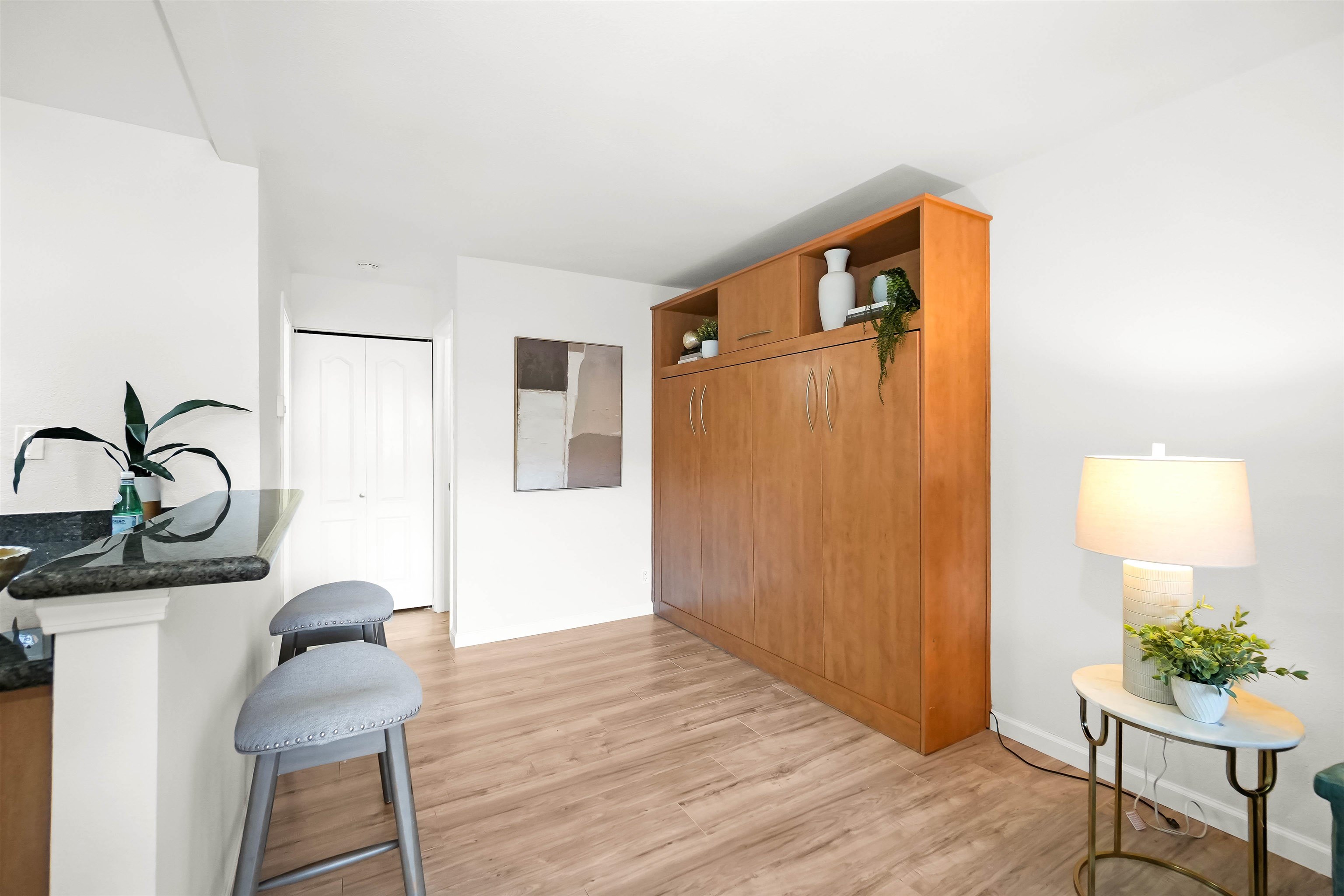 Photo #8: 41123576 Listing: Photo #8