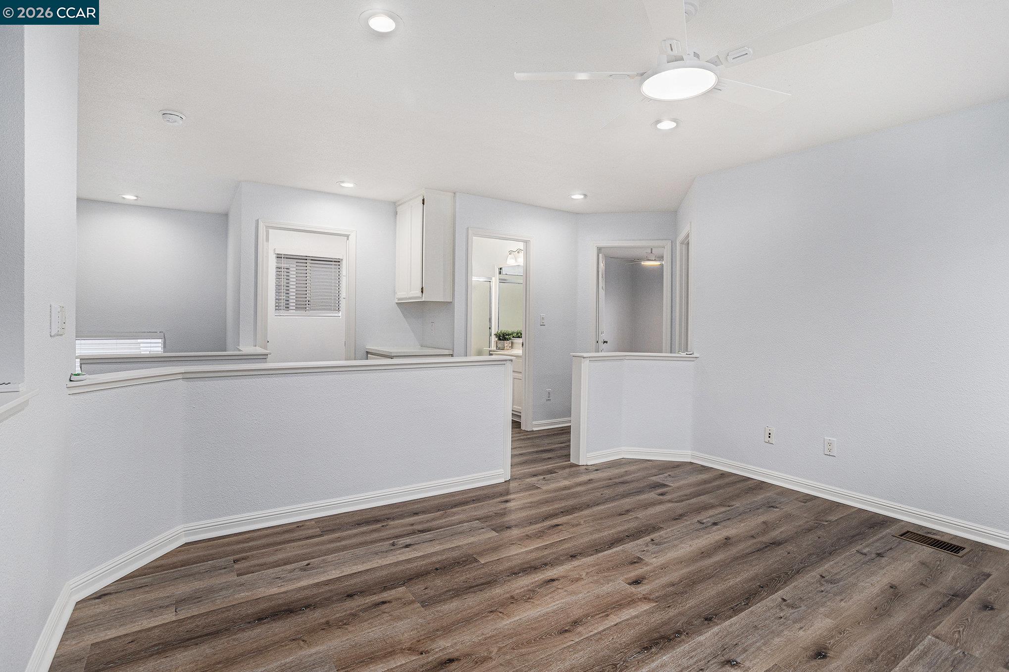 Detail Gallery Image 18 of 25 For 745 Bayshore St, Martinez,  CA 94553 - 4 Beds | 2/1 Baths