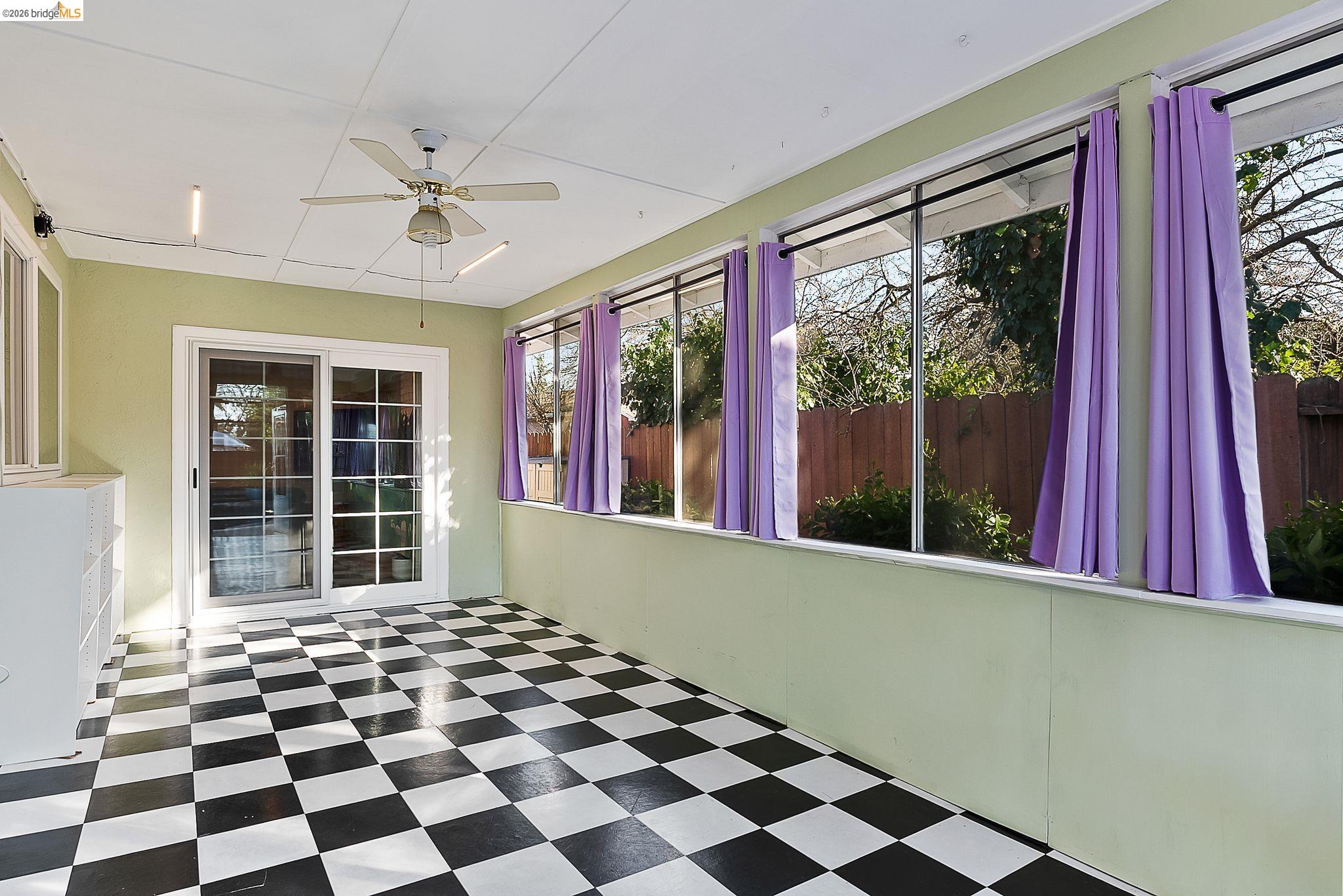 Detail Gallery Image 16 of 37 For 1777 Clayton Way, Concord,  CA 94519 - 3 Beds | 2 Baths