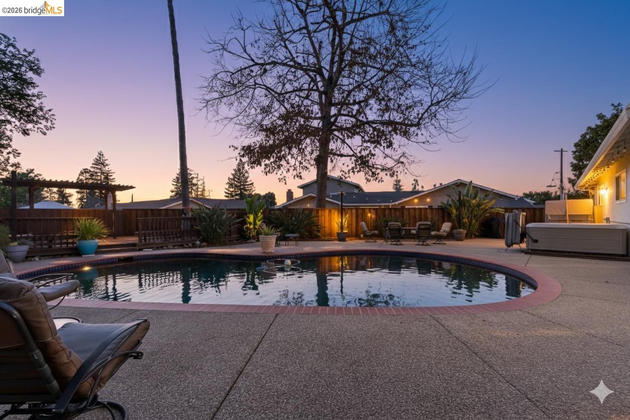 Detail Gallery Image 26 of 37 For 1777 Clayton Way, Concord,  CA 94519 - 3 Beds | 2 Baths