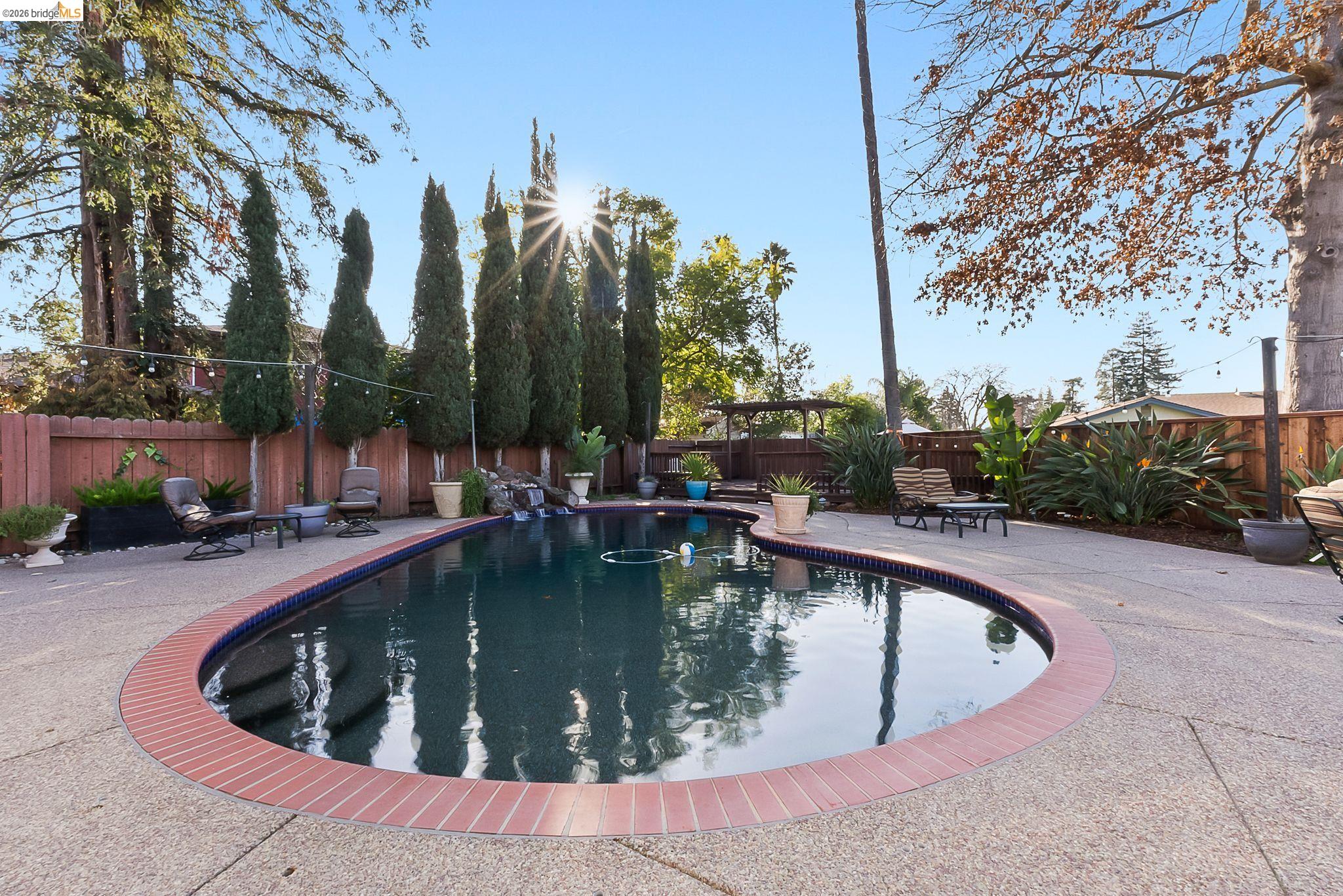 Detail Gallery Image 27 of 37 For 1777 Clayton Way, Concord,  CA 94519 - 3 Beds | 2 Baths