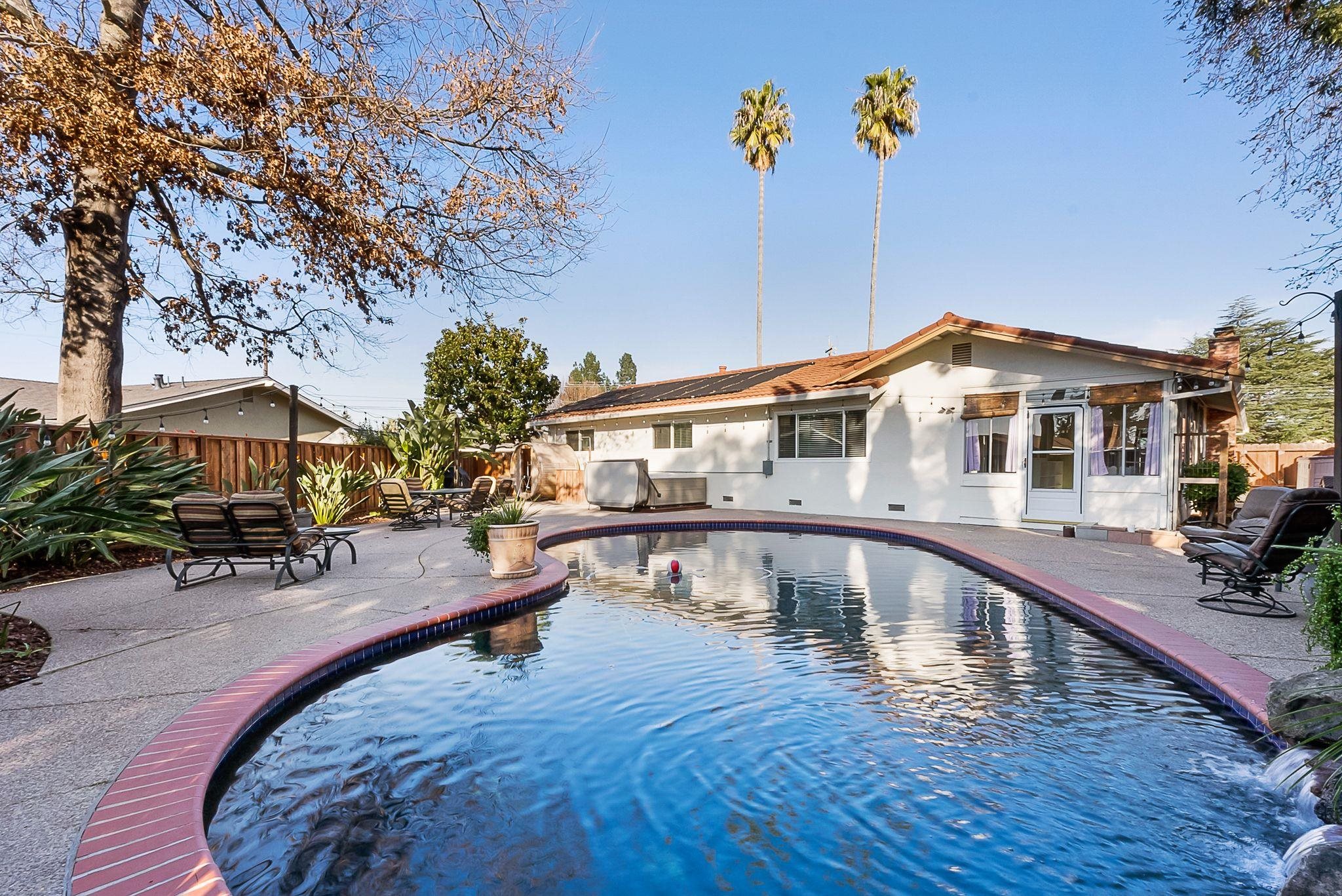 Detail Gallery Image 33 of 37 For 1777 Clayton Way, Concord,  CA 94519 - 3 Beds | 2 Baths