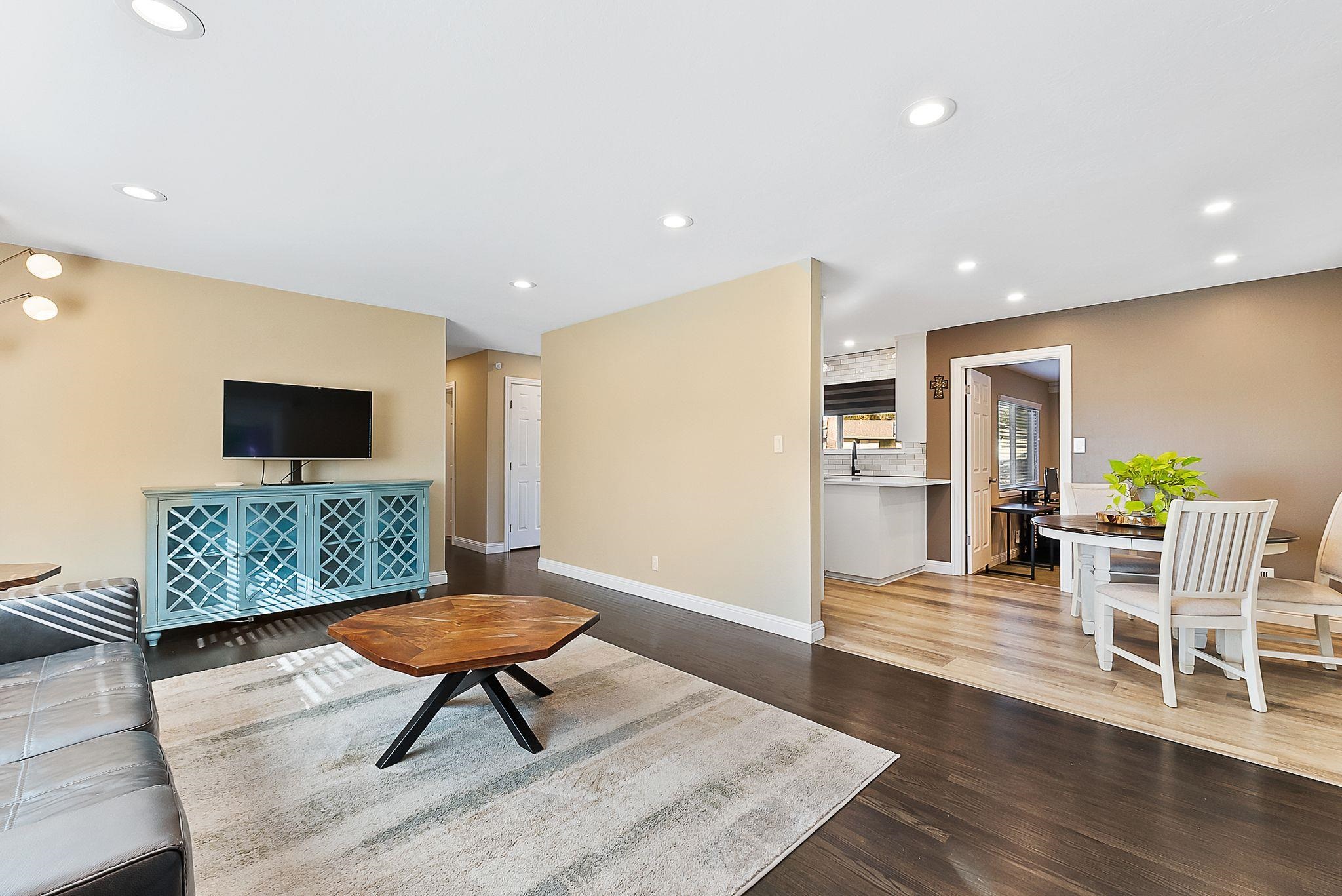 Detail Gallery Image 8 of 37 For 1777 Clayton Way, Concord,  CA 94519 - 3 Beds | 2 Baths