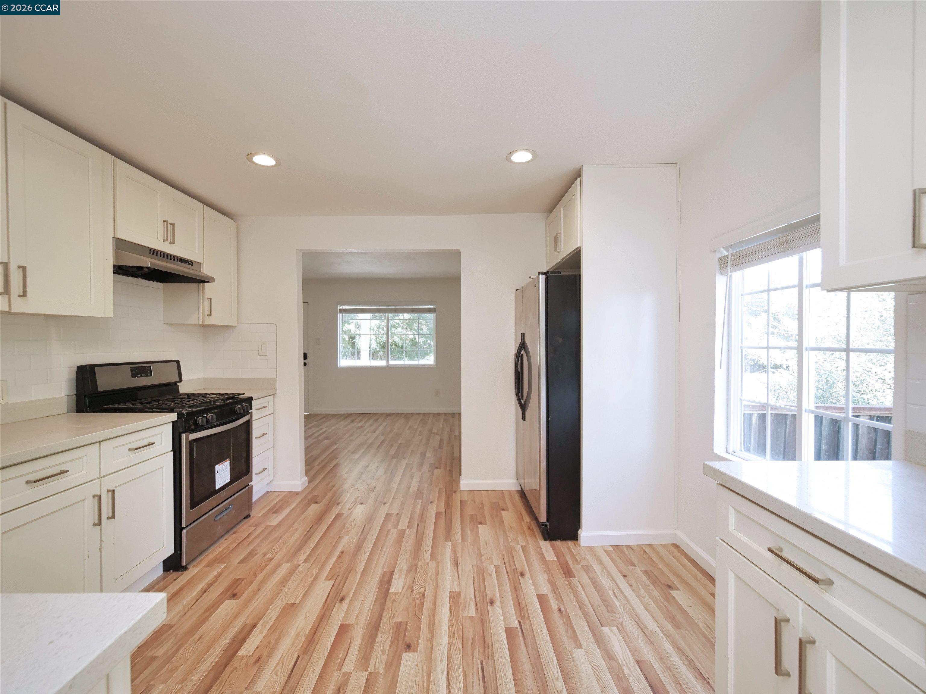 Detail Gallery Image 21 of 54 For 2901 Roosevelt Ln, Antioch,  CA 94509 - 4 Beds | 2 Baths