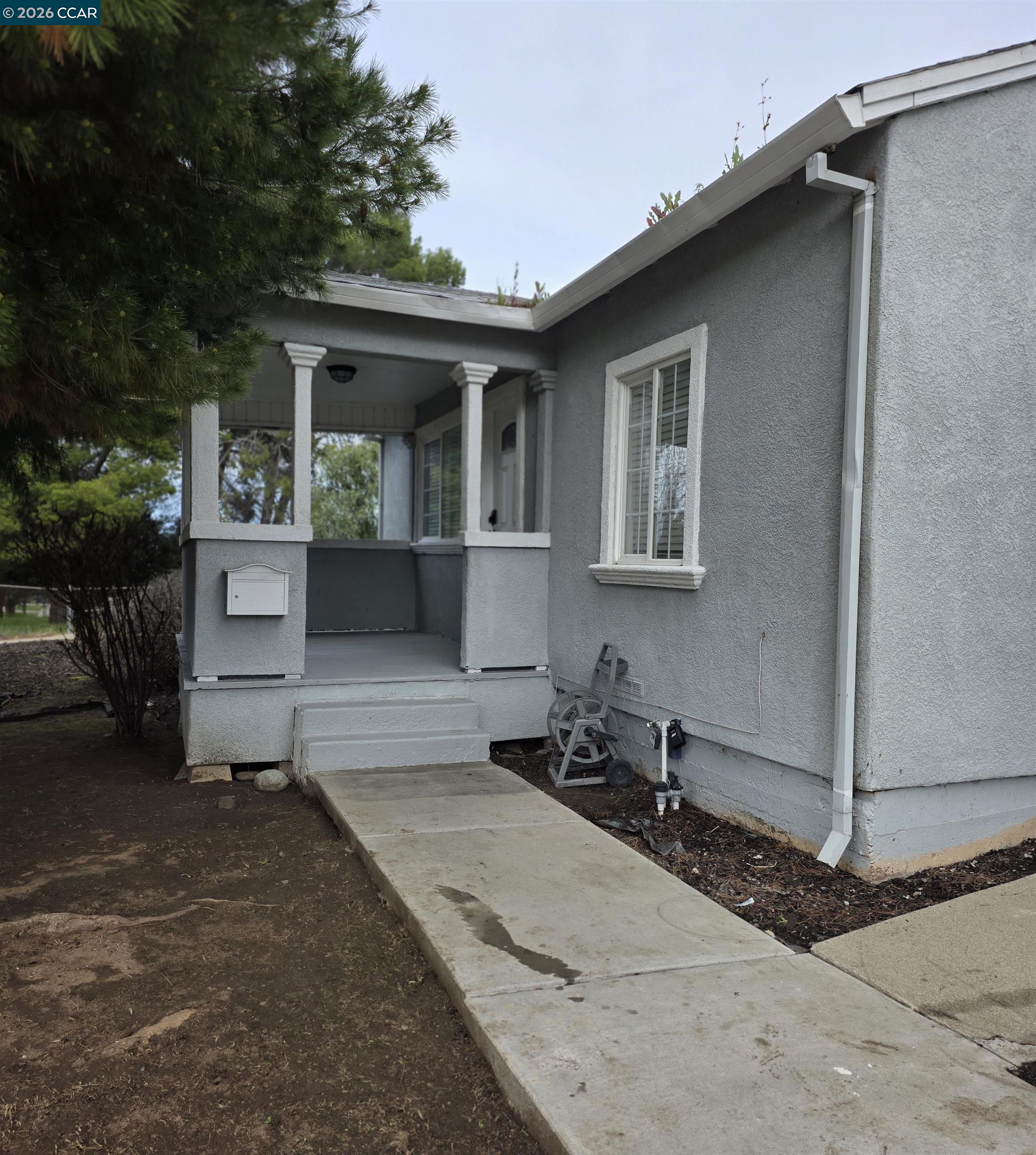 Detail Gallery Image 5 of 54 For 2901 Roosevelt Ln, Antioch,  CA 94509 - 4 Beds | 2 Baths