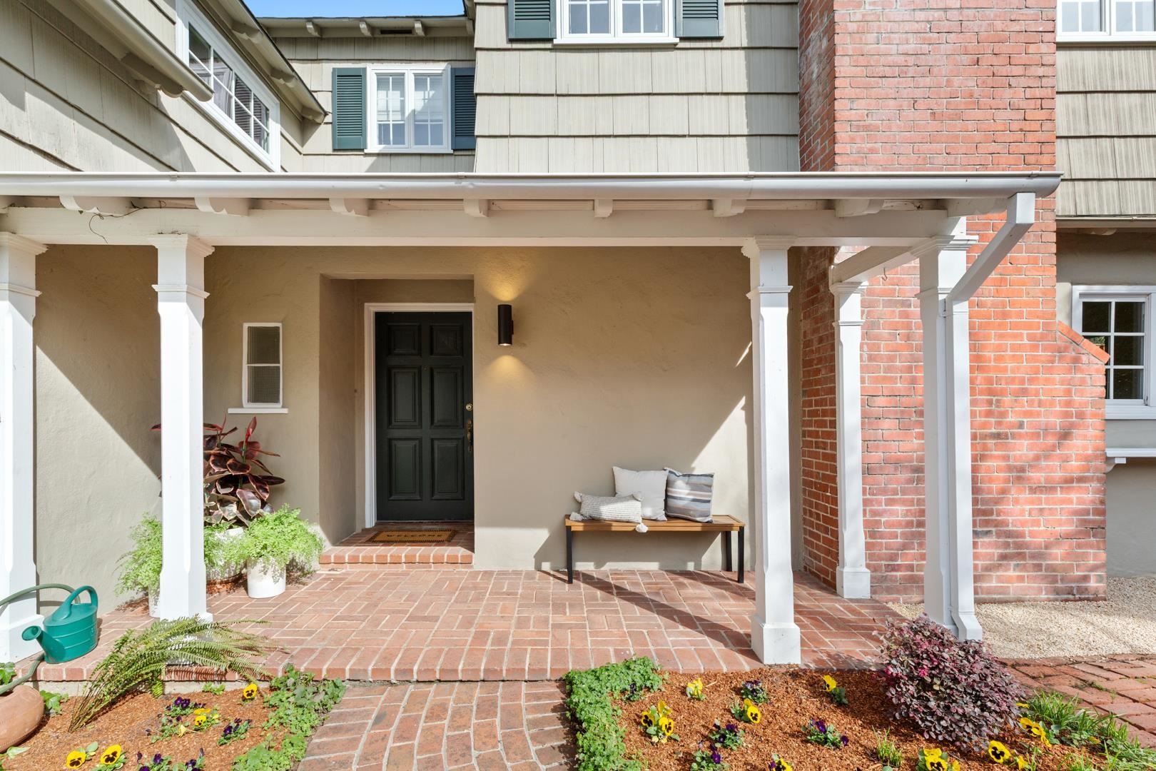 Detail Gallery Image 4 of 47 For 1123 Park Hills Rd, Berkeley,  CA 94708 - 5 Beds | 4 Baths