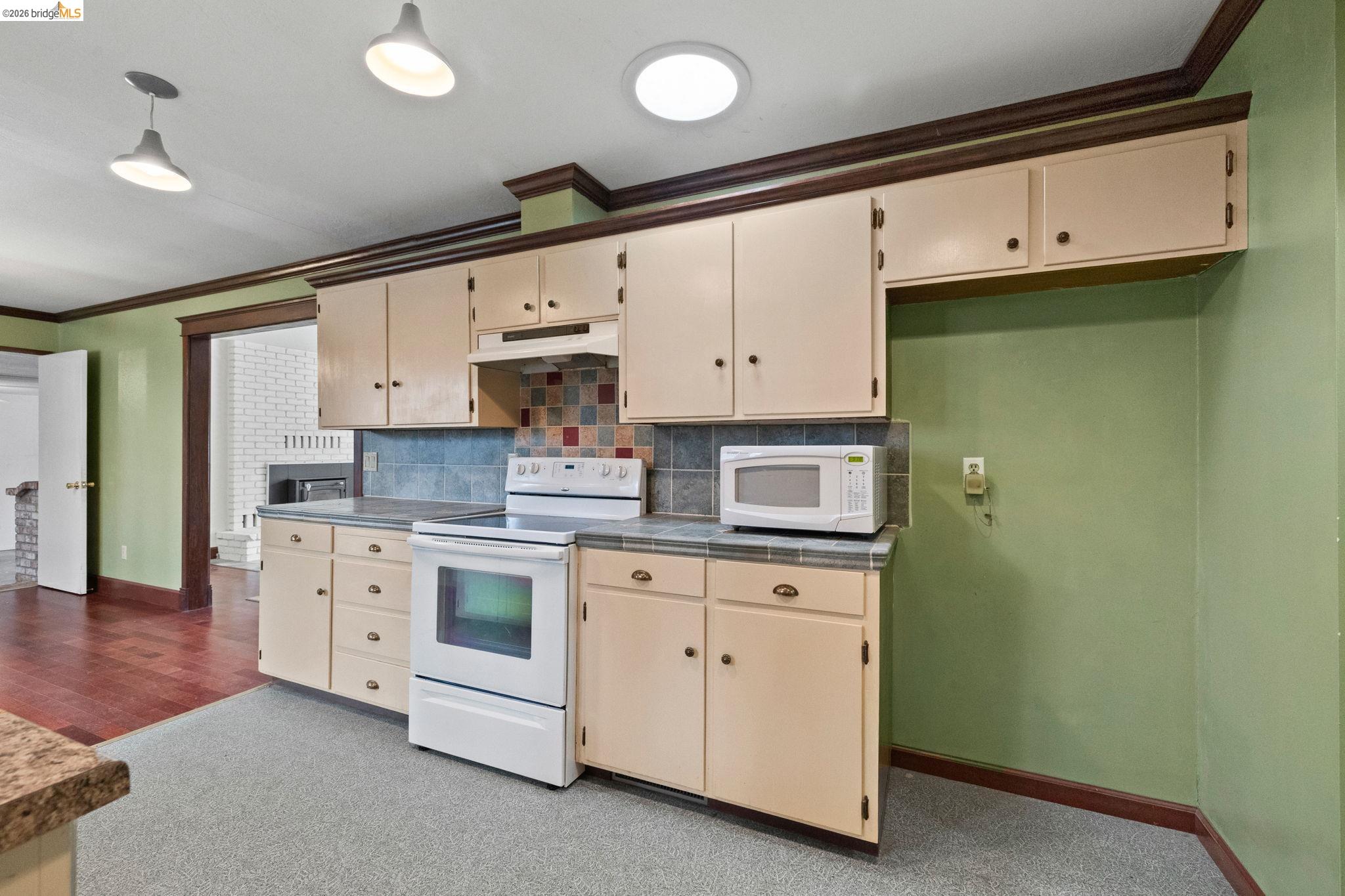 Detail Gallery Image 20 of 47 For 20440 W Walnut Dr, Sonora,  CA 95370 - 3 Beds | 2 Baths