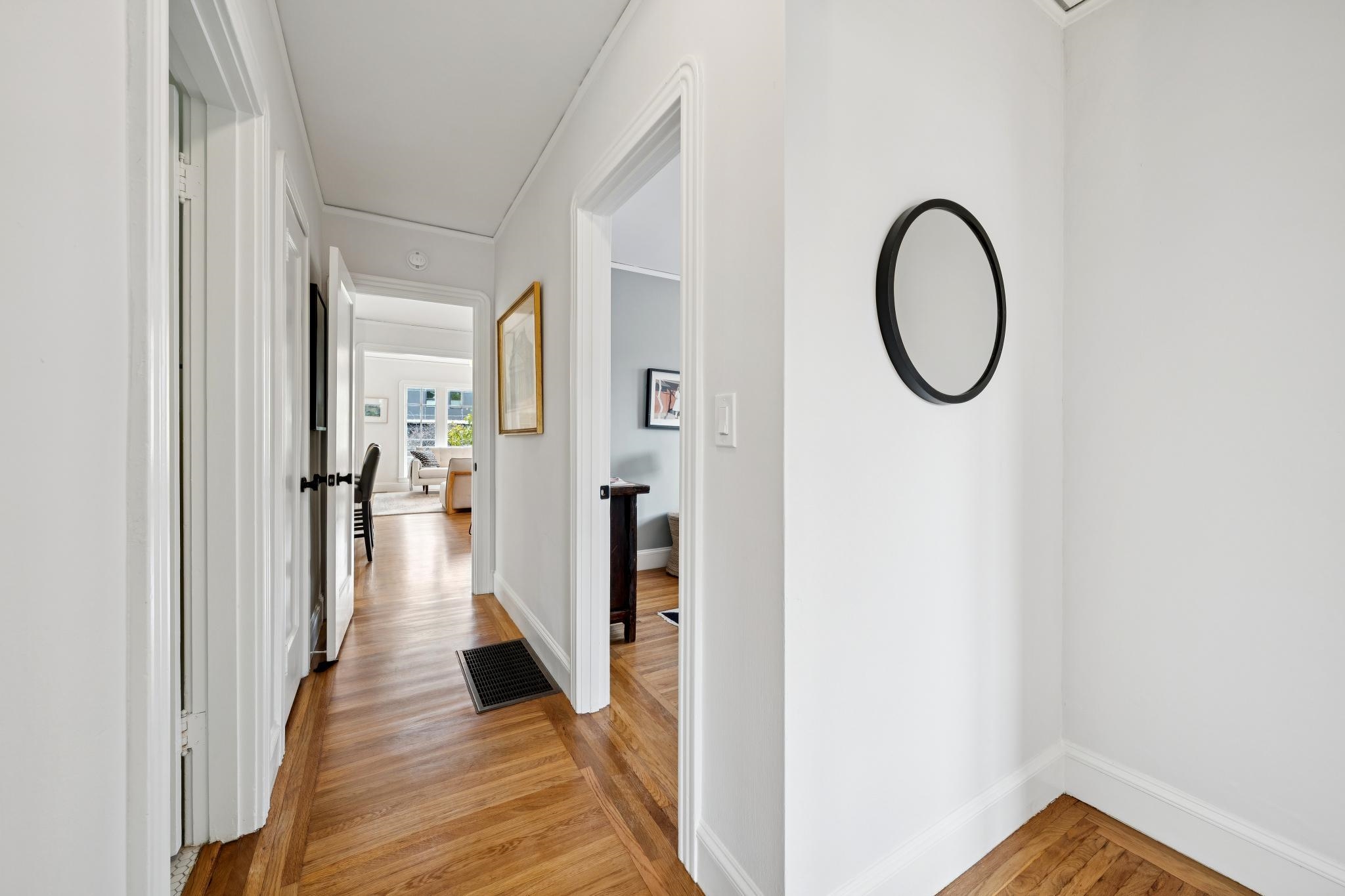 Detail Gallery Image 25 of 55 For 1563 Thousand Oaks Blvd, Berkeley,  CA 94707 - 3 Beds | 1/1 Baths