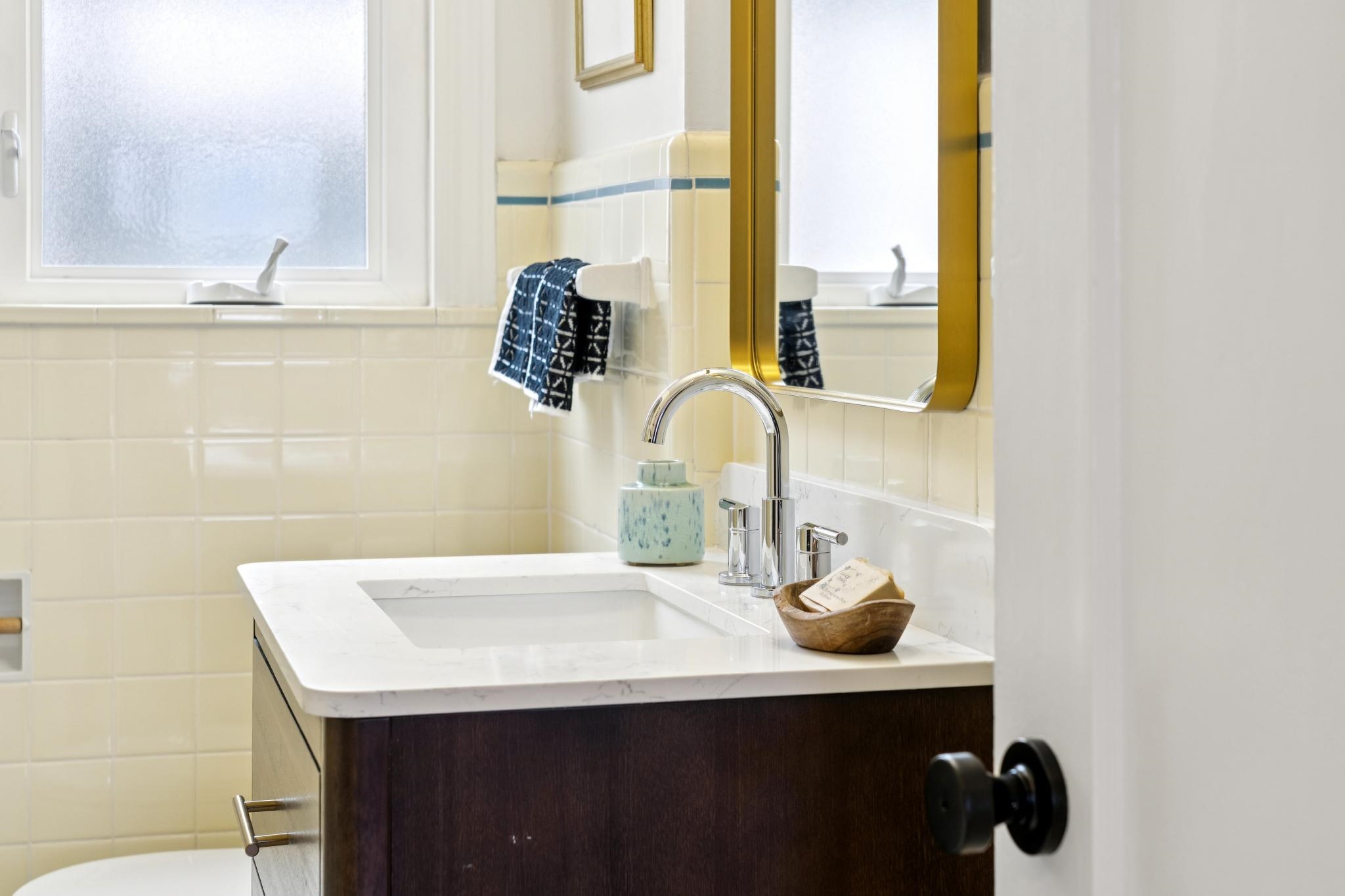 Detail Gallery Image 30 of 55 For 1563 Thousand Oaks Blvd, Berkeley,  CA 94707 - 3 Beds | 1/1 Baths