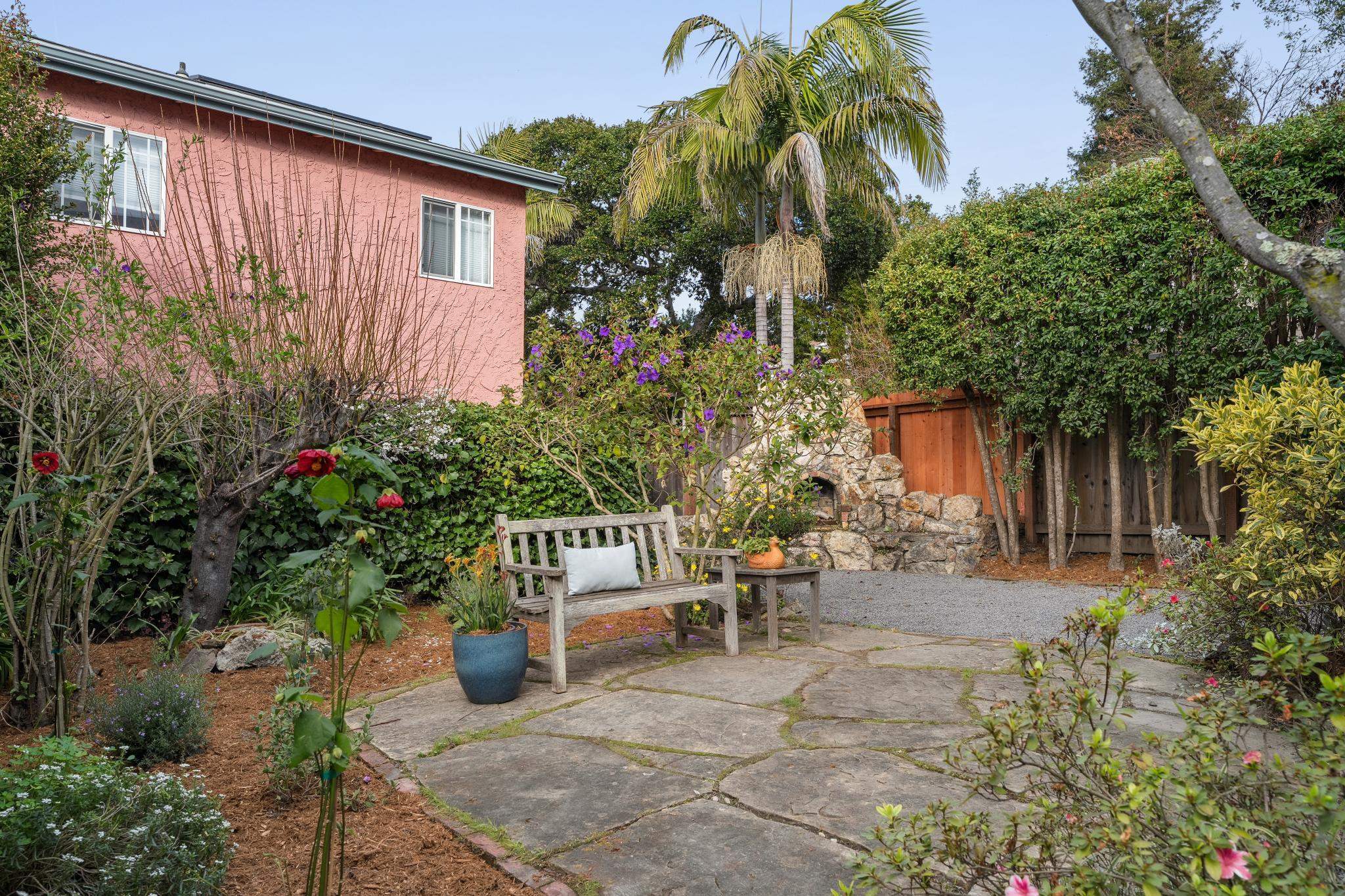 Detail Gallery Image 50 of 55 For 1563 Thousand Oaks Blvd, Berkeley,  CA 94707 - 3 Beds | 1/1 Baths