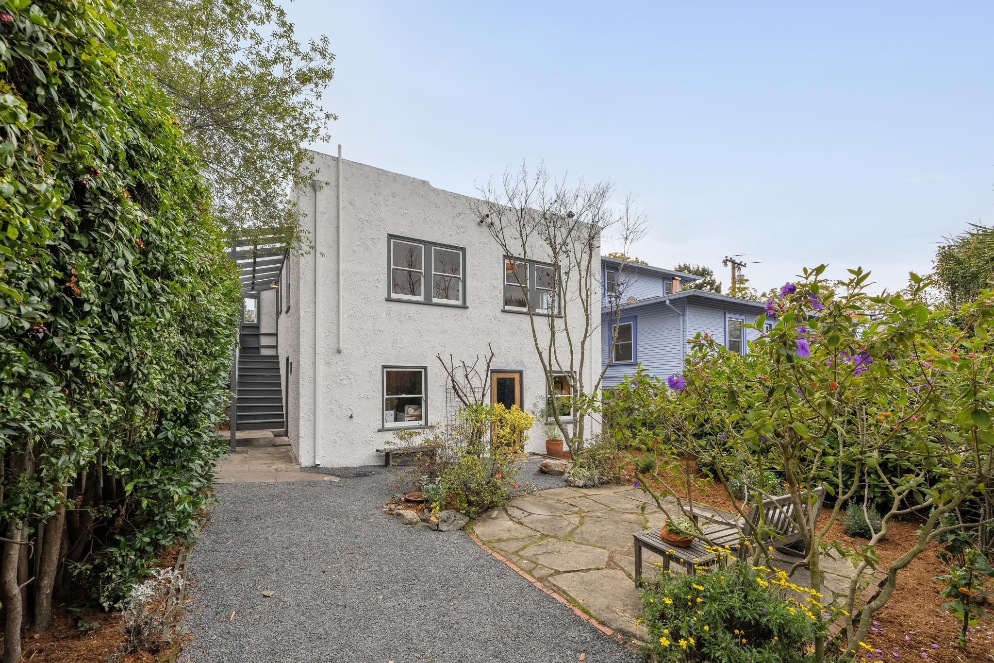 Detail Gallery Image 52 of 55 For 1563 Thousand Oaks Blvd, Berkeley,  CA 94707 - 3 Beds | 1/1 Baths