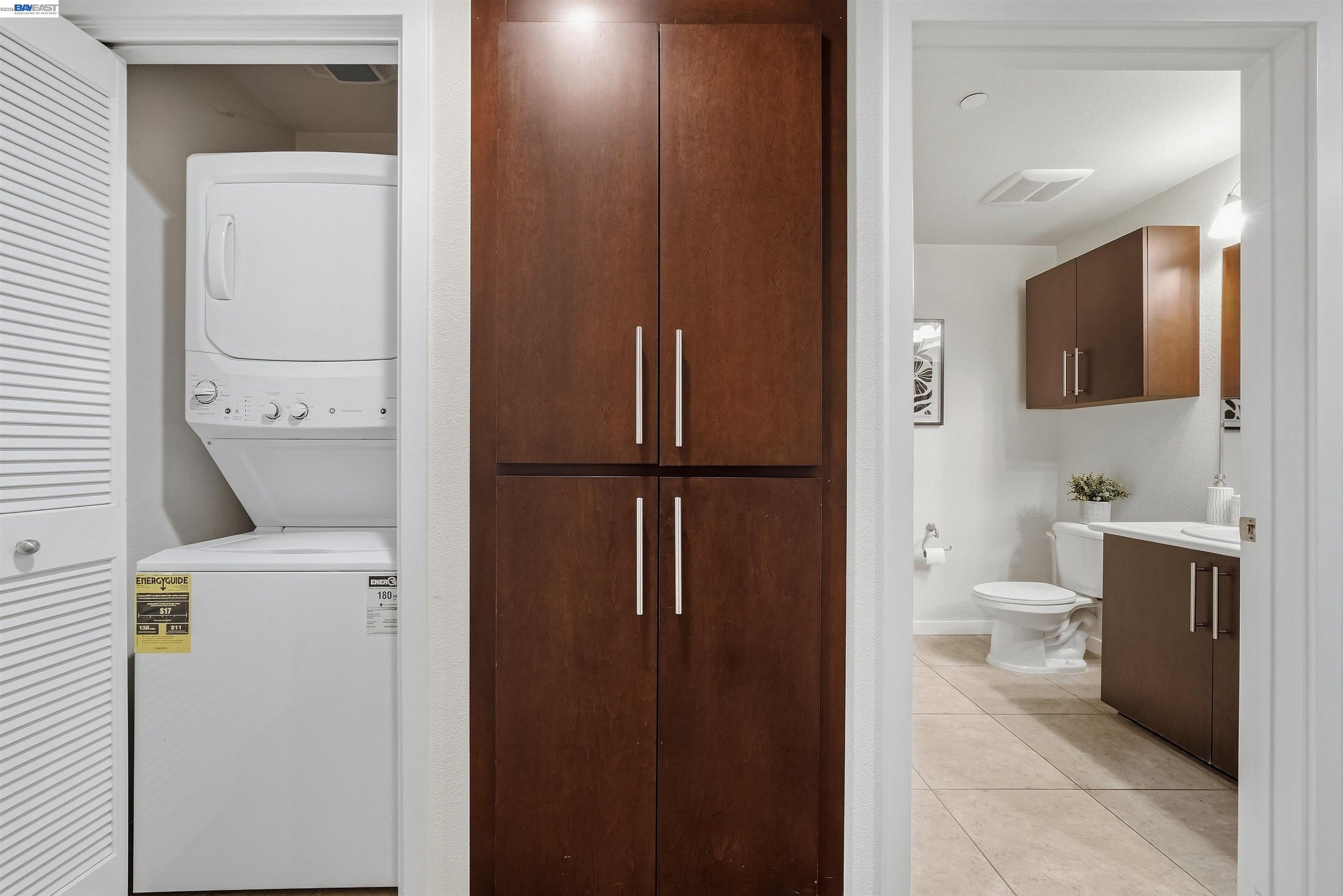 Detail Gallery Image 12 of 33 For 3289 Berryessa St #5,  Palo Alto,  CA 94303 - 2 Beds | 1/1 Baths