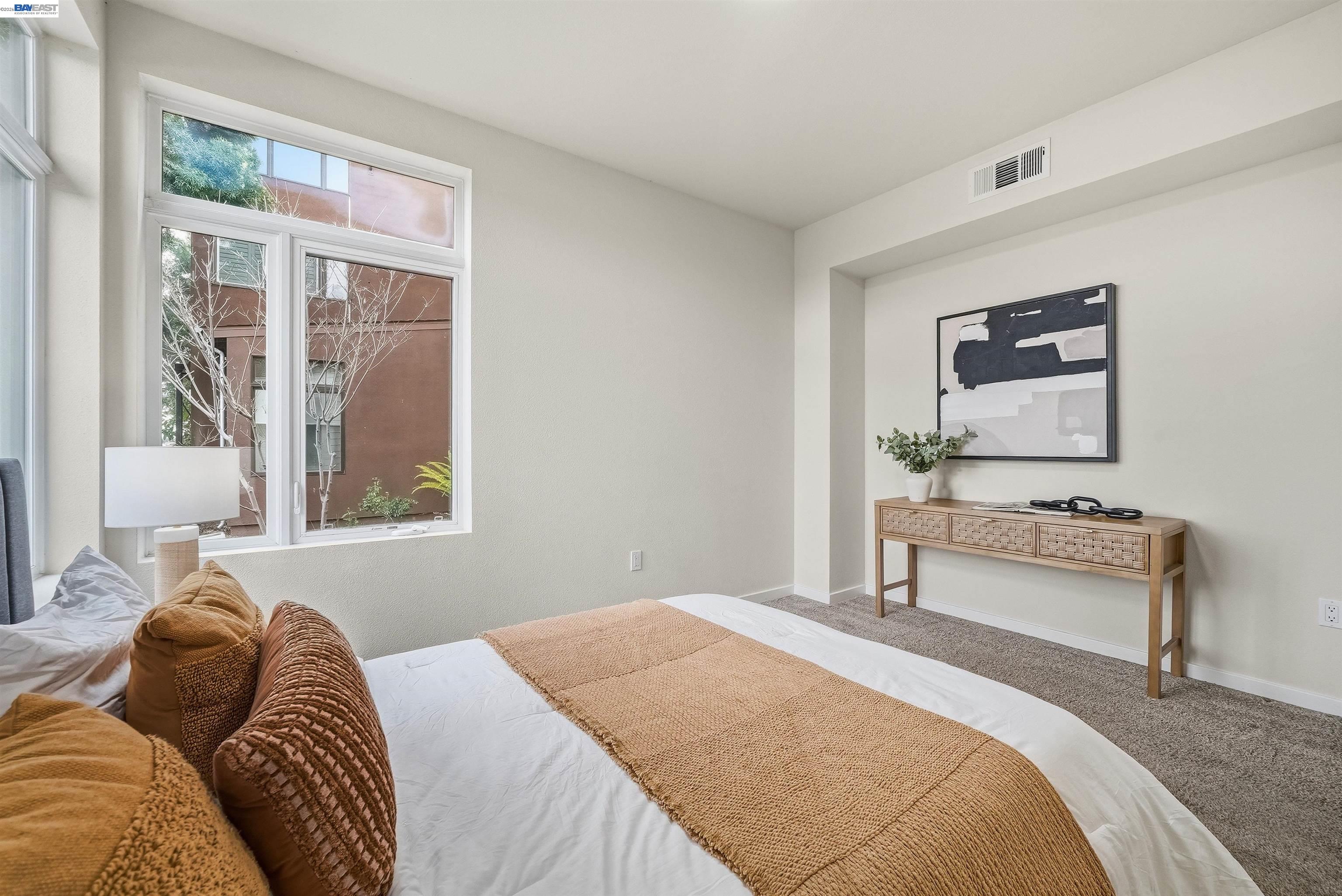 Detail Gallery Image 22 of 33 For 3289 Berryessa St #5,  Palo Alto,  CA 94303 - 2 Beds | 1/1 Baths