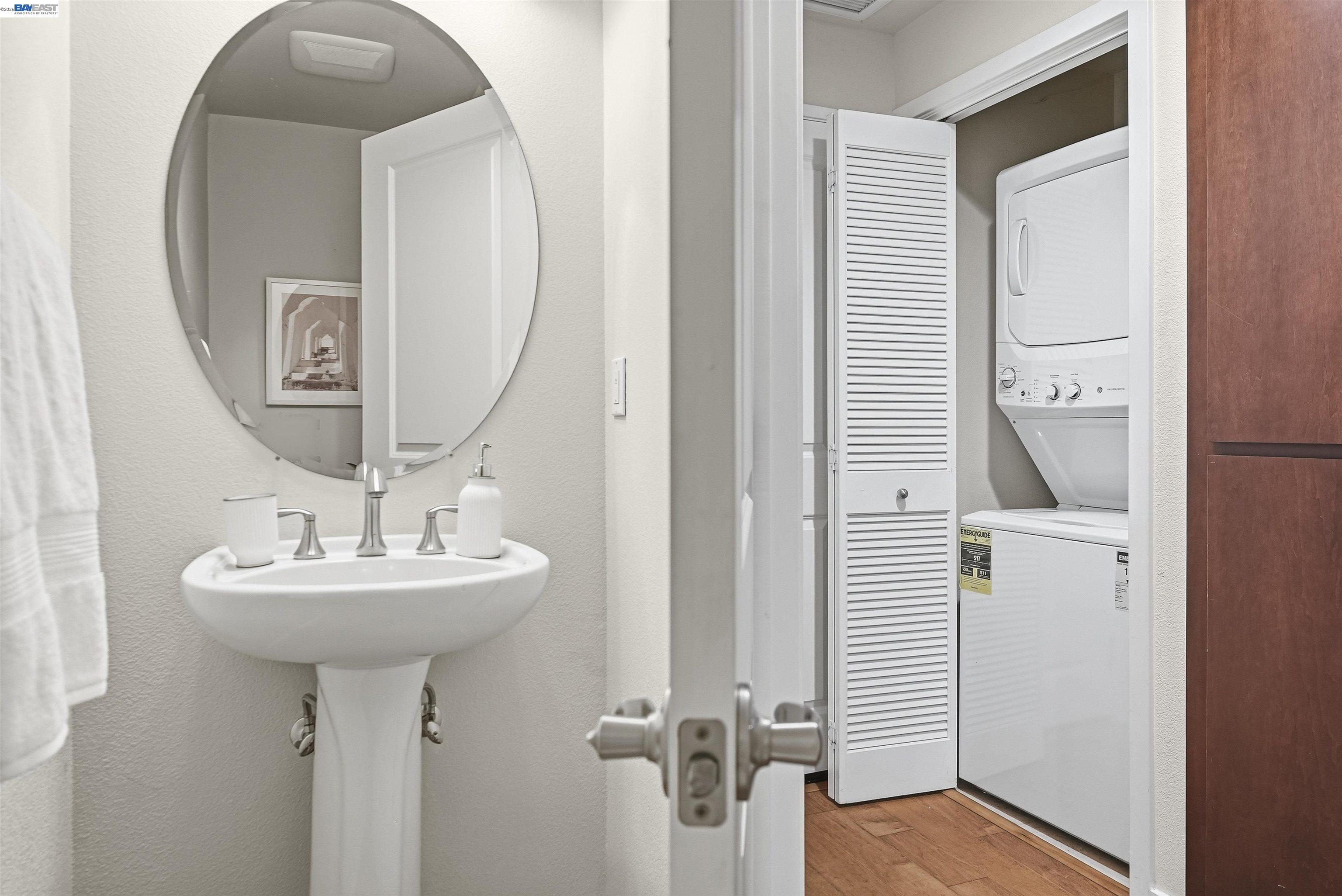 Detail Gallery Image 24 of 33 For 3289 Berryessa St #5,  Palo Alto,  CA 94303 - 2 Beds | 1/1 Baths