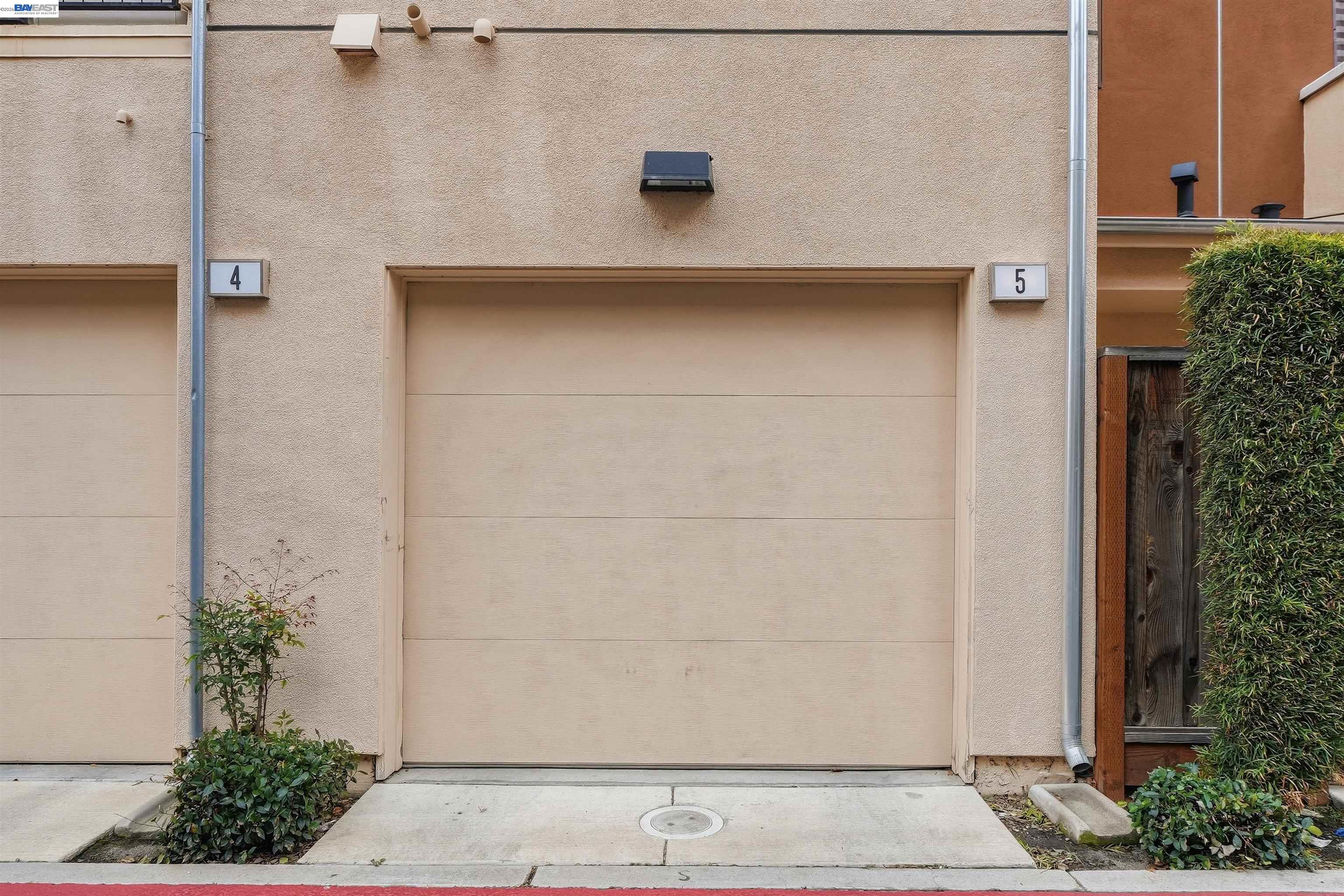 Detail Gallery Image 30 of 33 For 3289 Berryessa St #5,  Palo Alto,  CA 94303 - 2 Beds | 1/1 Baths