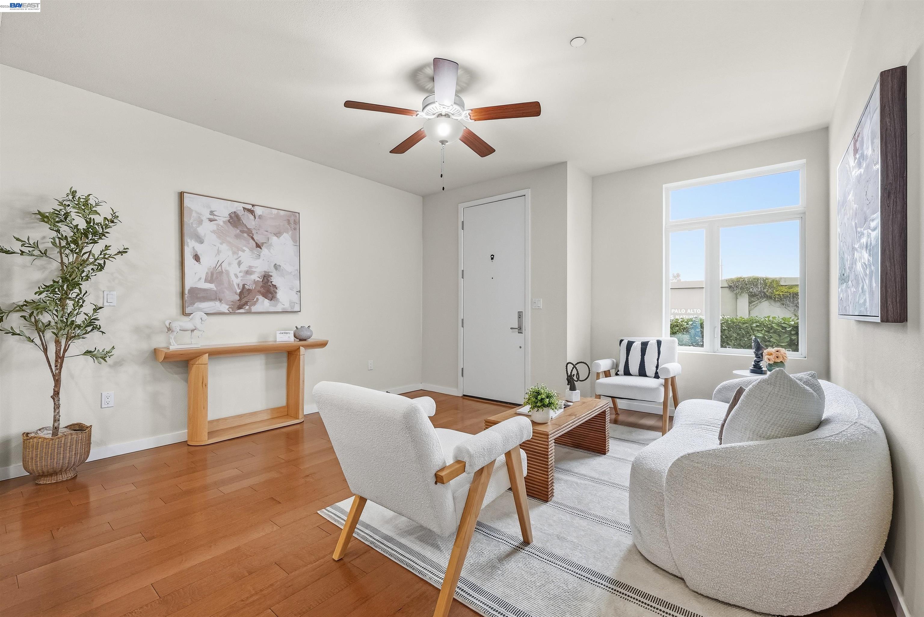 Detail Gallery Image 6 of 33 For 3289 Berryessa St #5,  Palo Alto,  CA 94303 - 2 Beds | 1/1 Baths