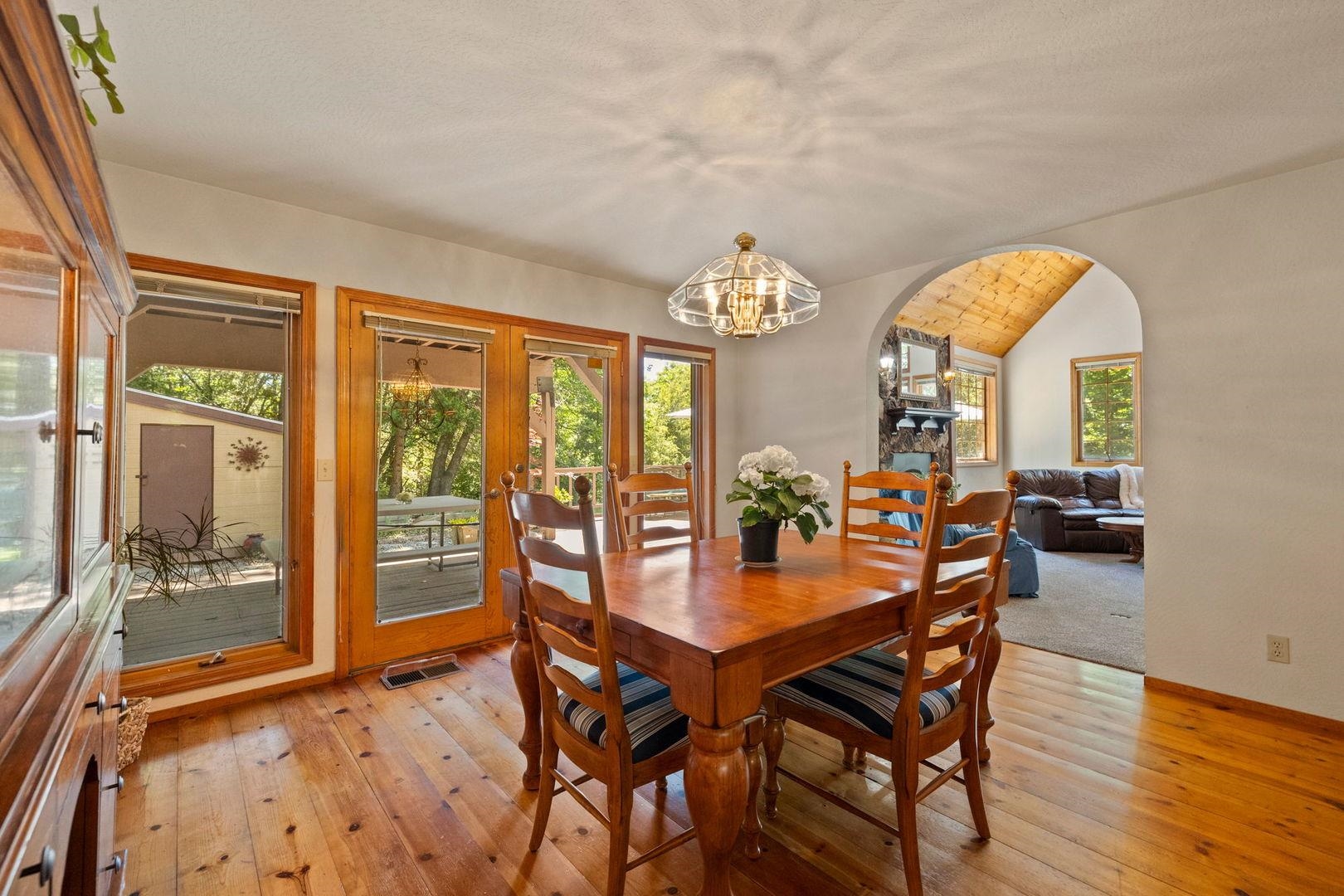 Detail Gallery Image 13 of 60 For 23451 Lakewood Dr, Twain Harte,  CA 95383 - 3 Beds | 3 Baths