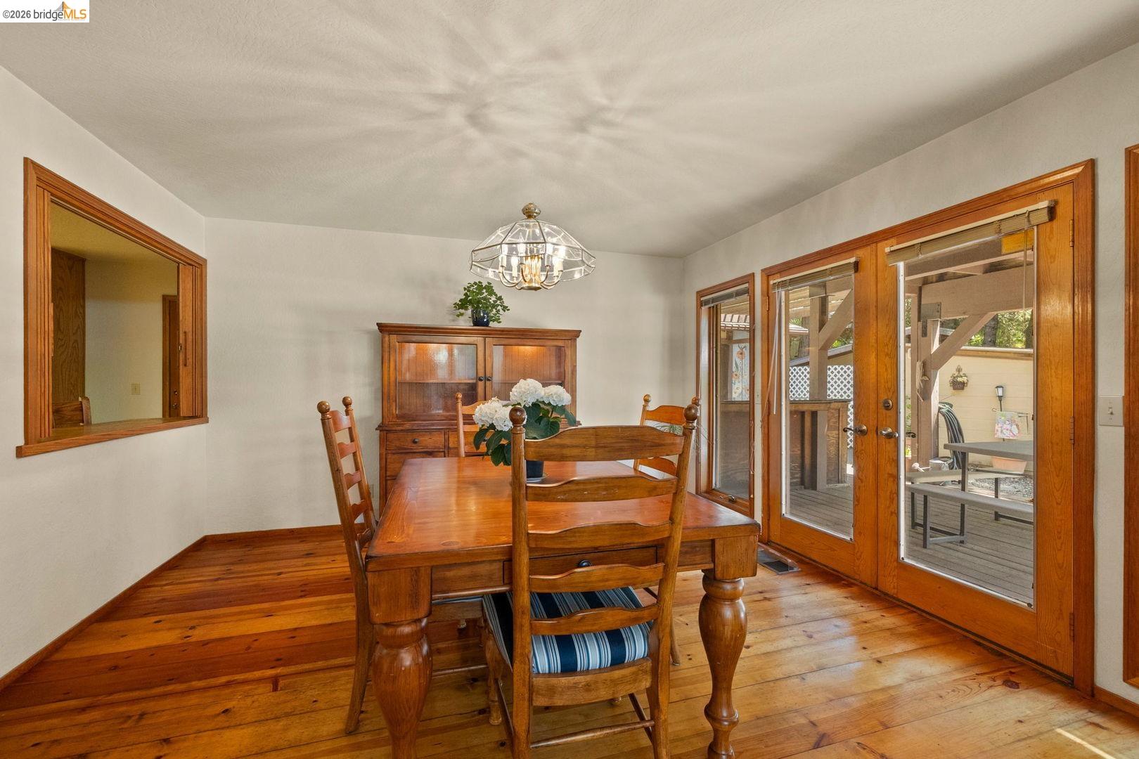 Detail Gallery Image 14 of 58 For 23451 Lakewood Dr, Twain Harte,  CA 95383 - 3 Beds | 3 Baths