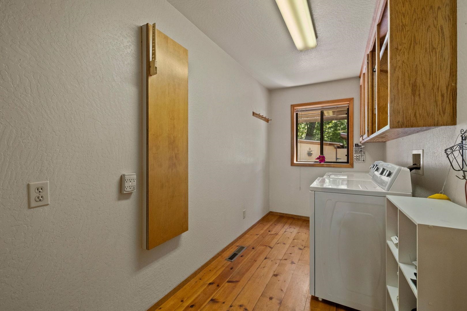 Detail Gallery Image 24 of 60 For 23451 Lakewood Dr, Twain Harte,  CA 95383 - 3 Beds | 3 Baths