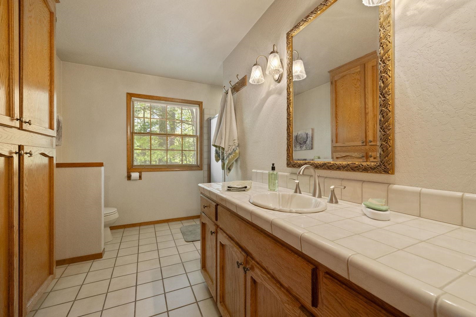 Detail Gallery Image 38 of 60 For 23451 Lakewood Dr, Twain Harte,  CA 95383 - 3 Beds | 3 Baths