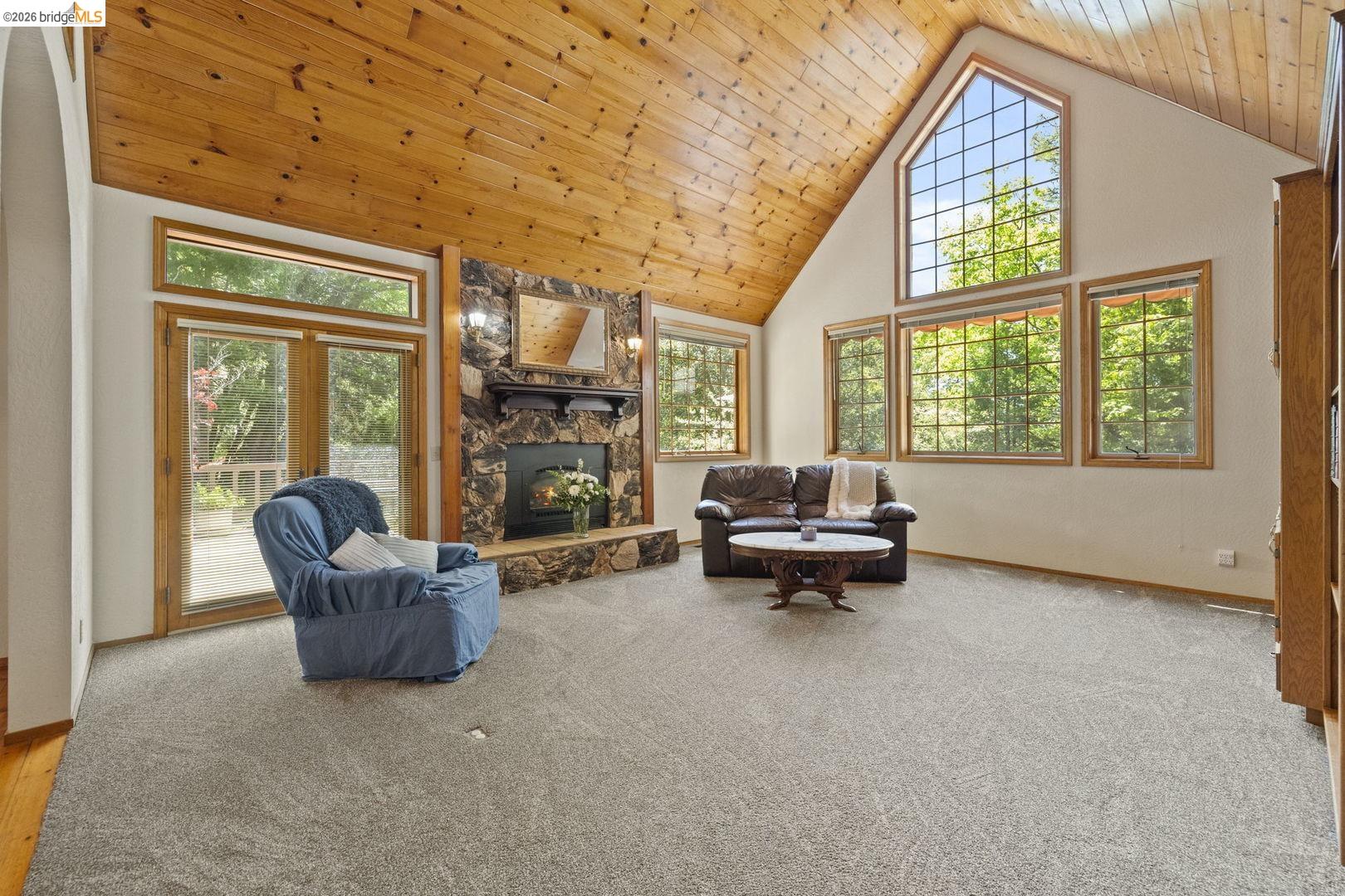 Detail Gallery Image 10 of 58 For 23451 Lakewood Dr, Twain Harte,  CA 95383 - 3 Beds | 3 Baths