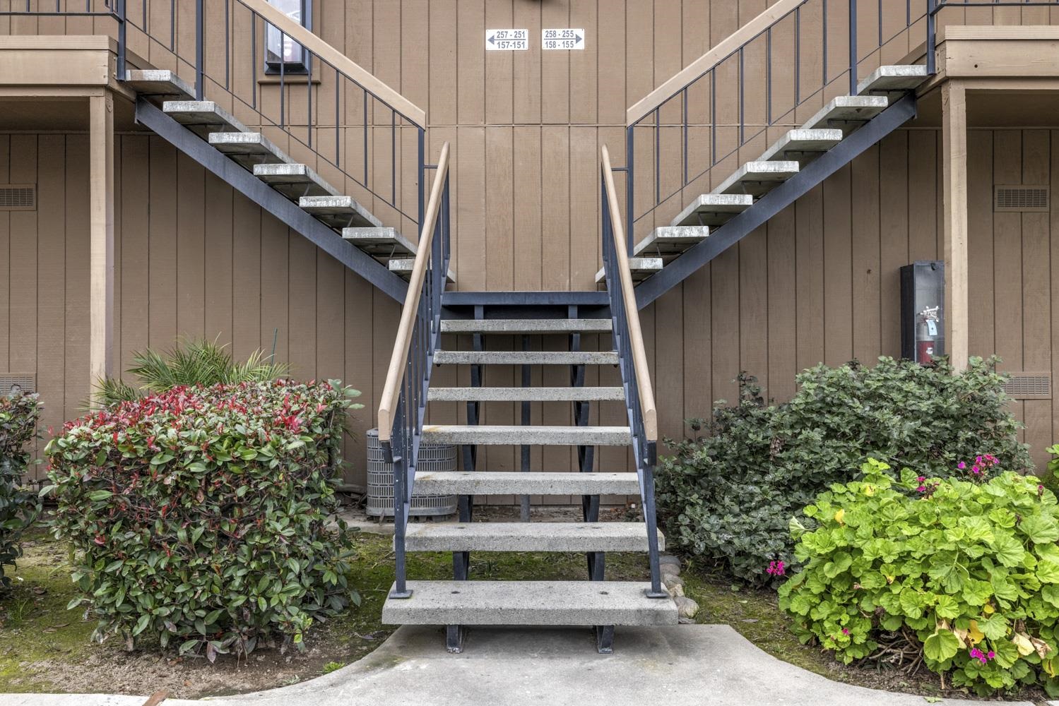 Detail Gallery Image 4 of 28 For 2905 Niagra St #257,  Turlock,  CA 95382 - 1 Beds | 1 Baths