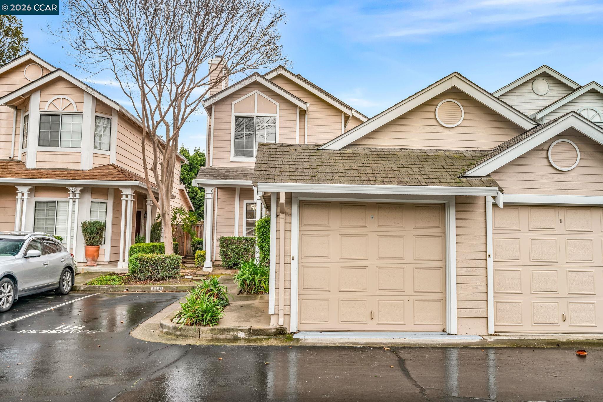 Detail Gallery Image 2 of 47 For 6361 Potrero Dr, Newark,  CA 94560 - 3 Beds | 2/1 Baths