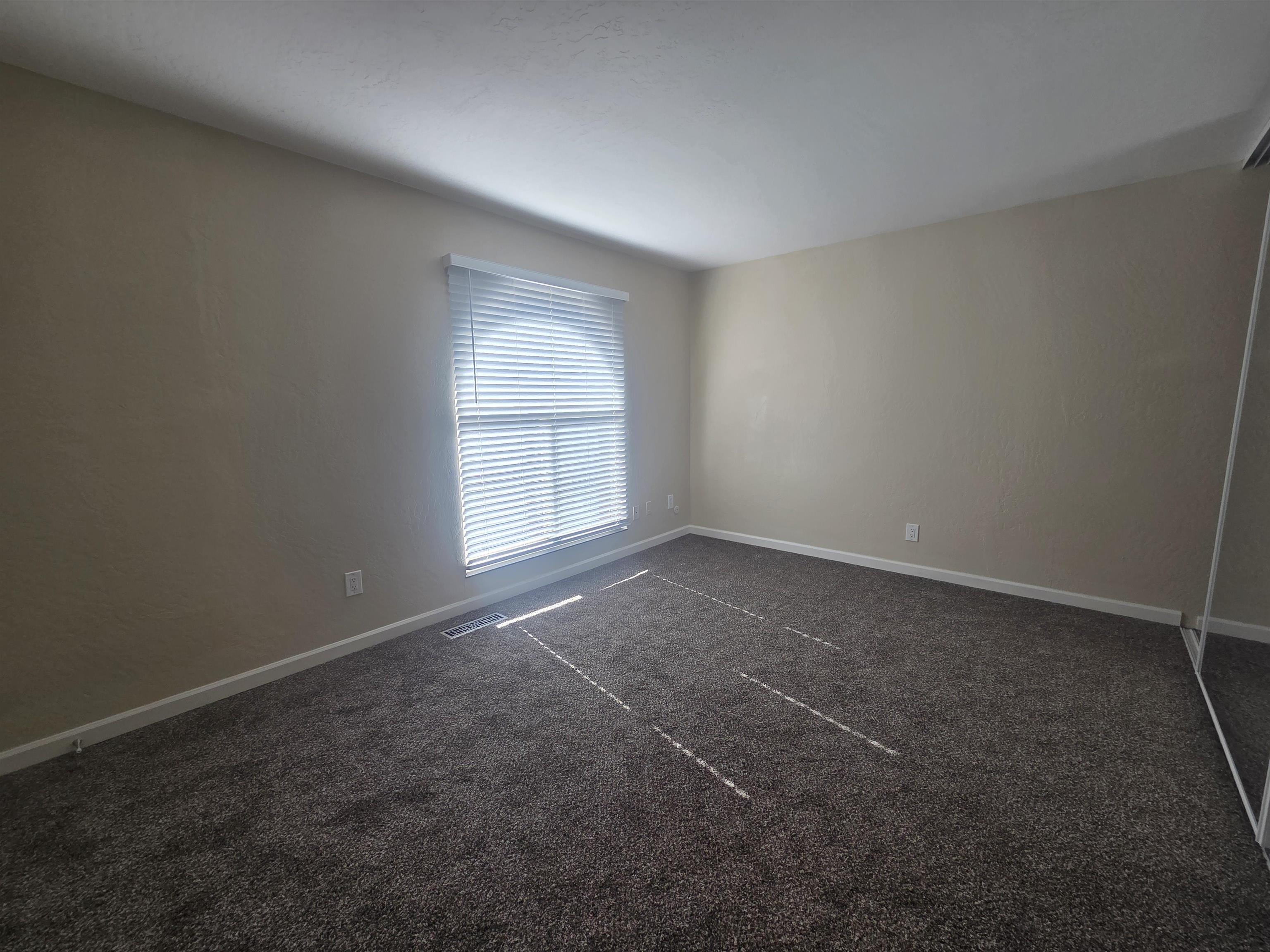 Detail Gallery Image 24 of 28 For 20077 Redwood Rd #3,  Castro Valley,  CA 94546 - 2 Beds | 1/1 Baths