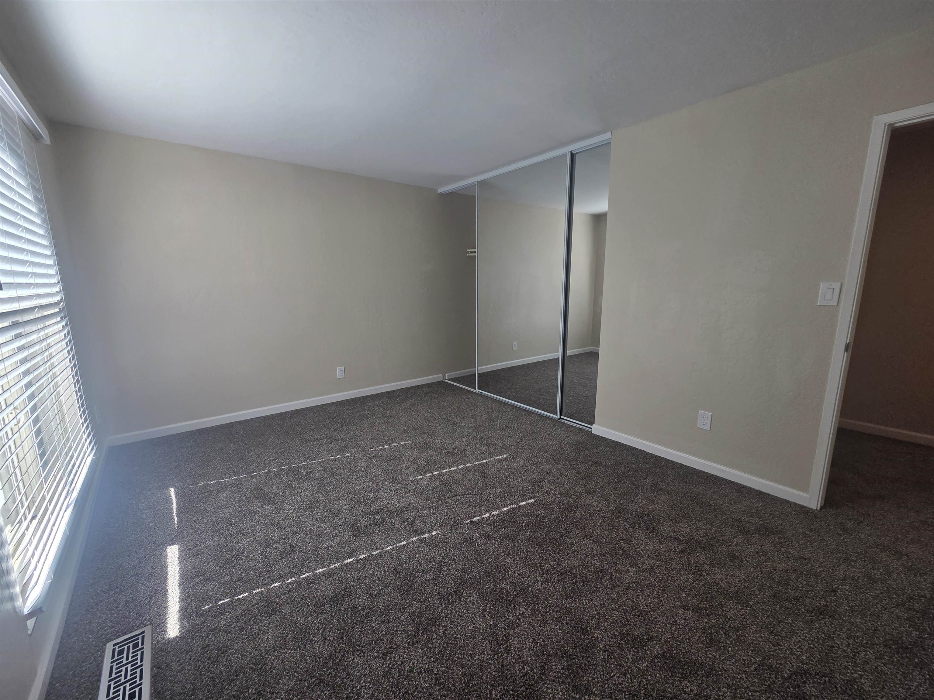 Detail Gallery Image 26 of 28 For 20077 Redwood Rd #3,  Castro Valley,  CA 94546 - 2 Beds | 1/1 Baths